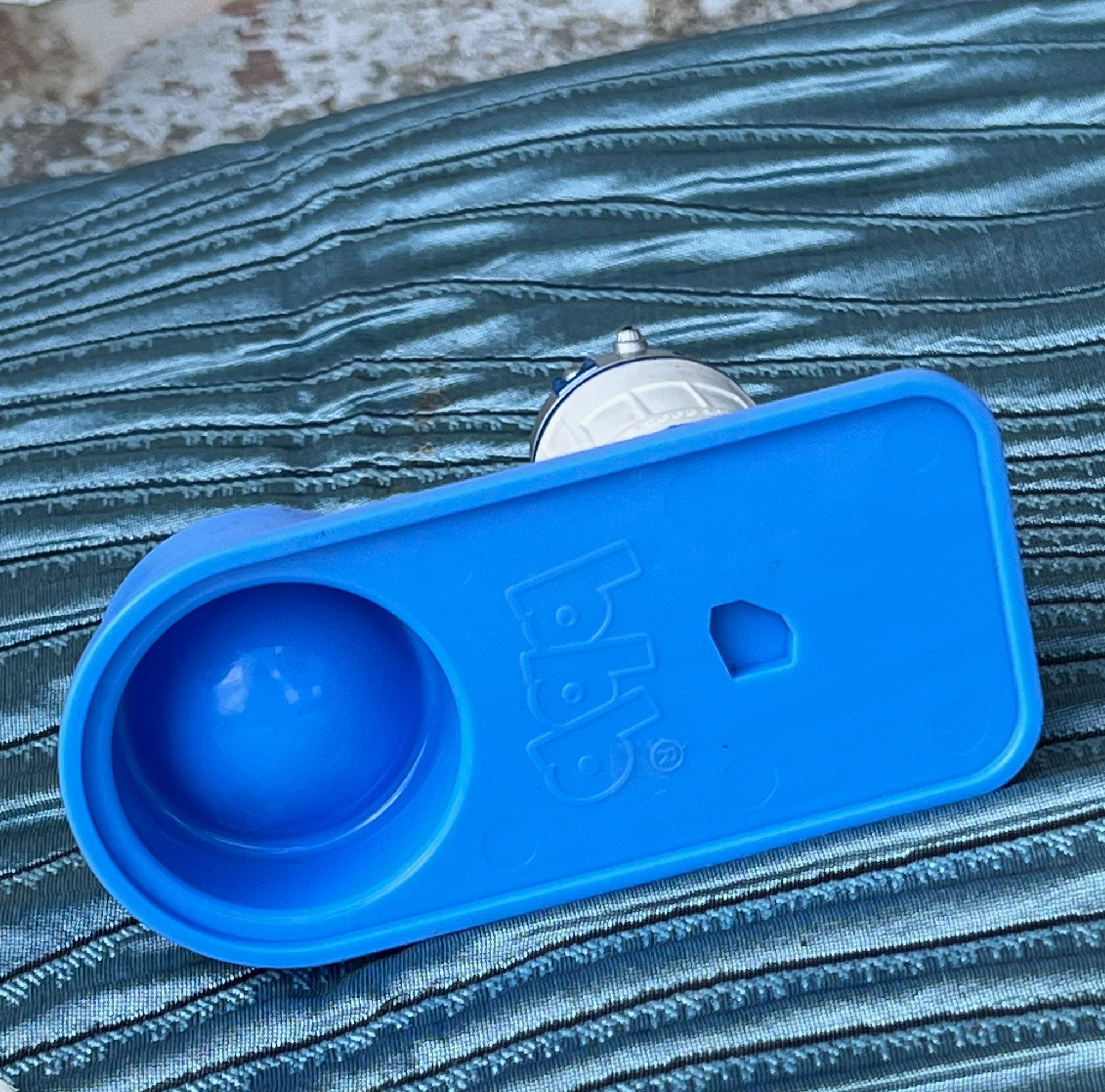 egg-cup3-pod93.jpg