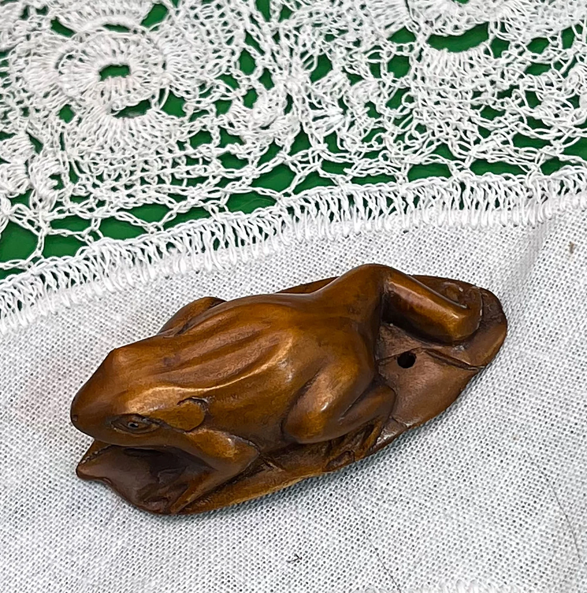 Boxwood Netsuke Frog