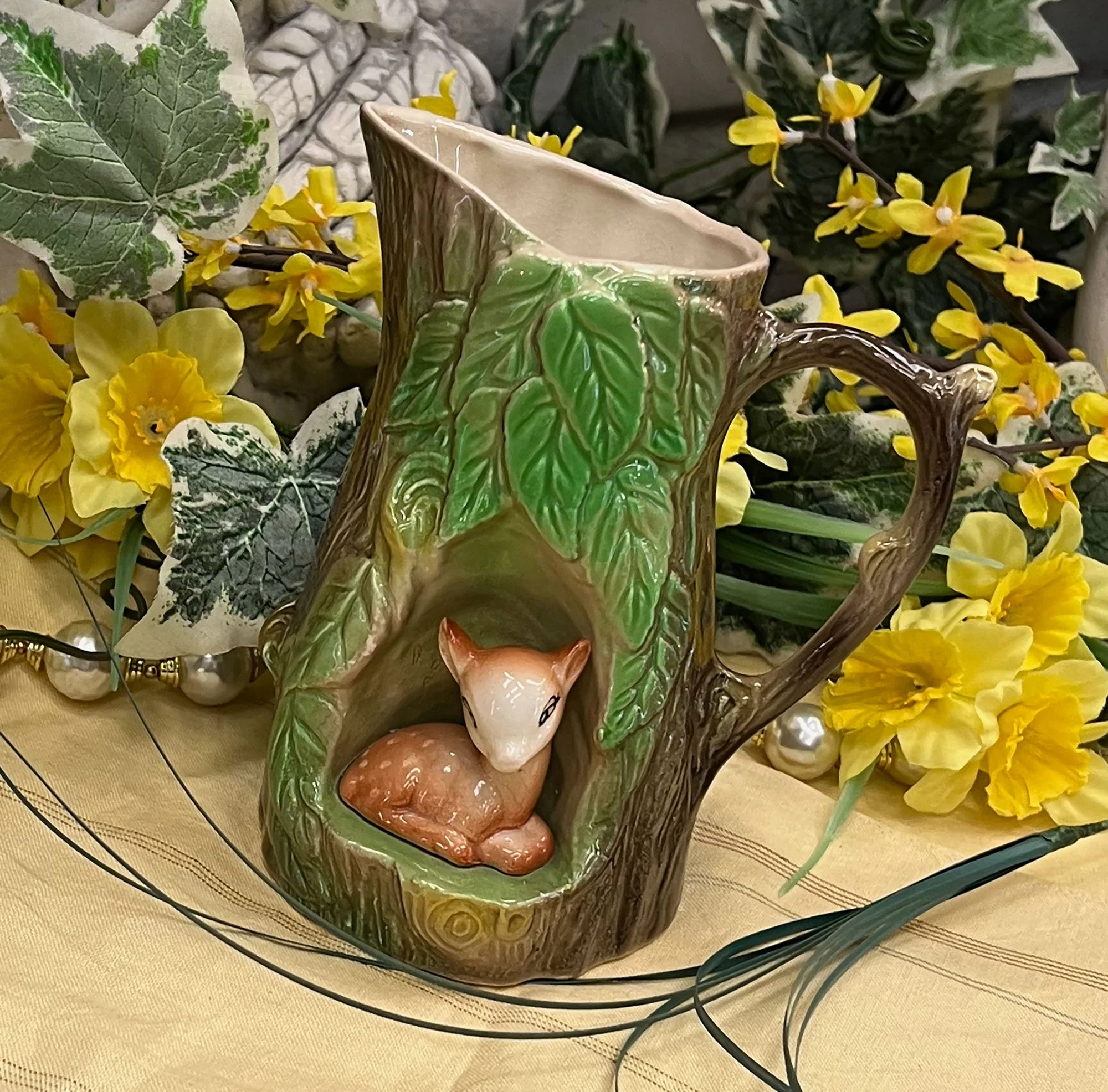 Eastgate ceramic fauna jug