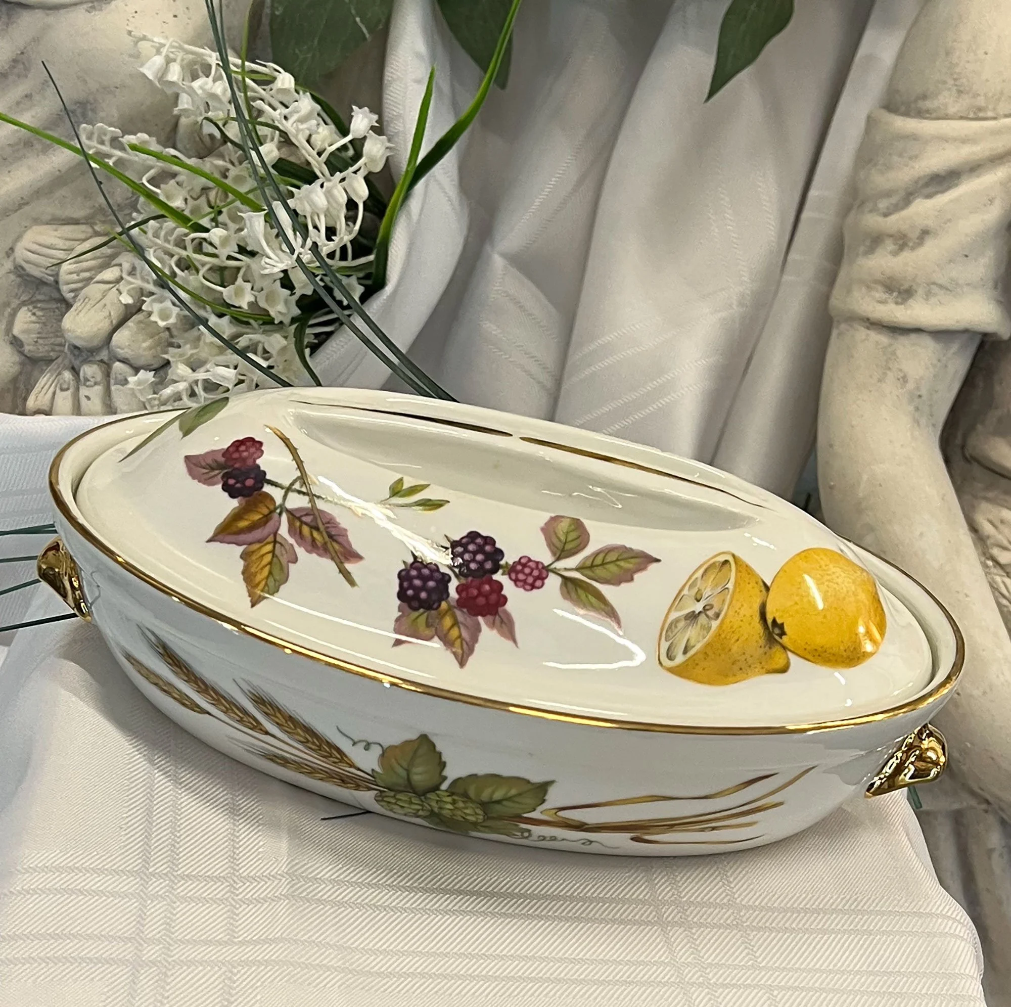 Royal Worcester Evesham serving dish