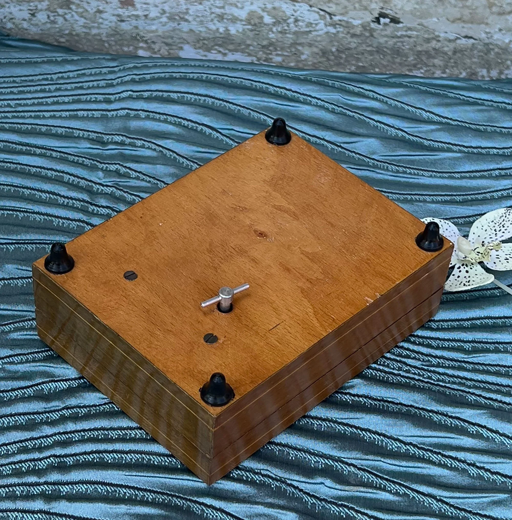 box3-pod19C.jpg