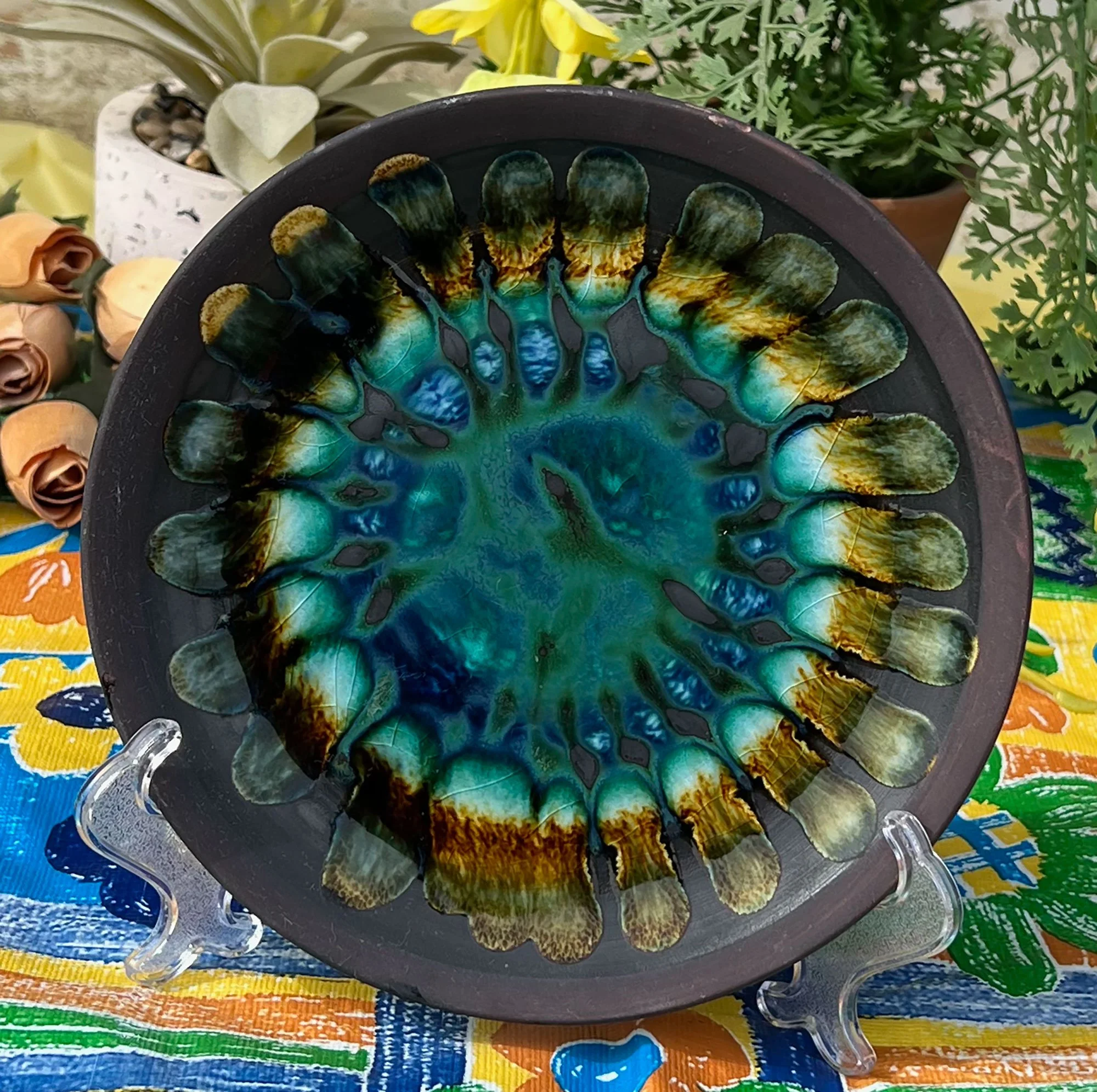 Bwthyn Pottery plate