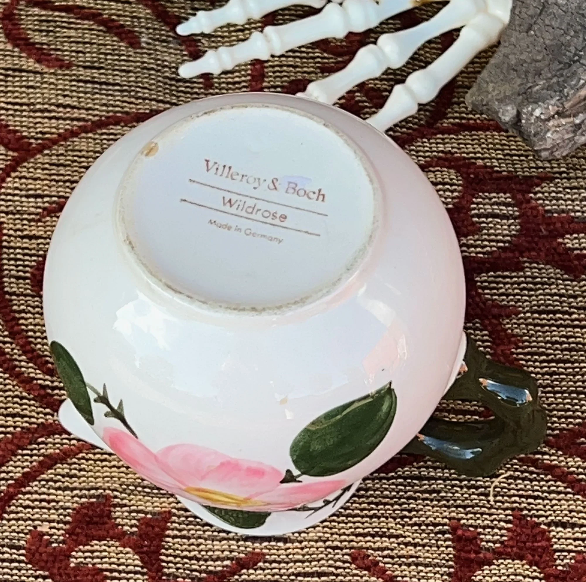 jug3-pod105.jpg