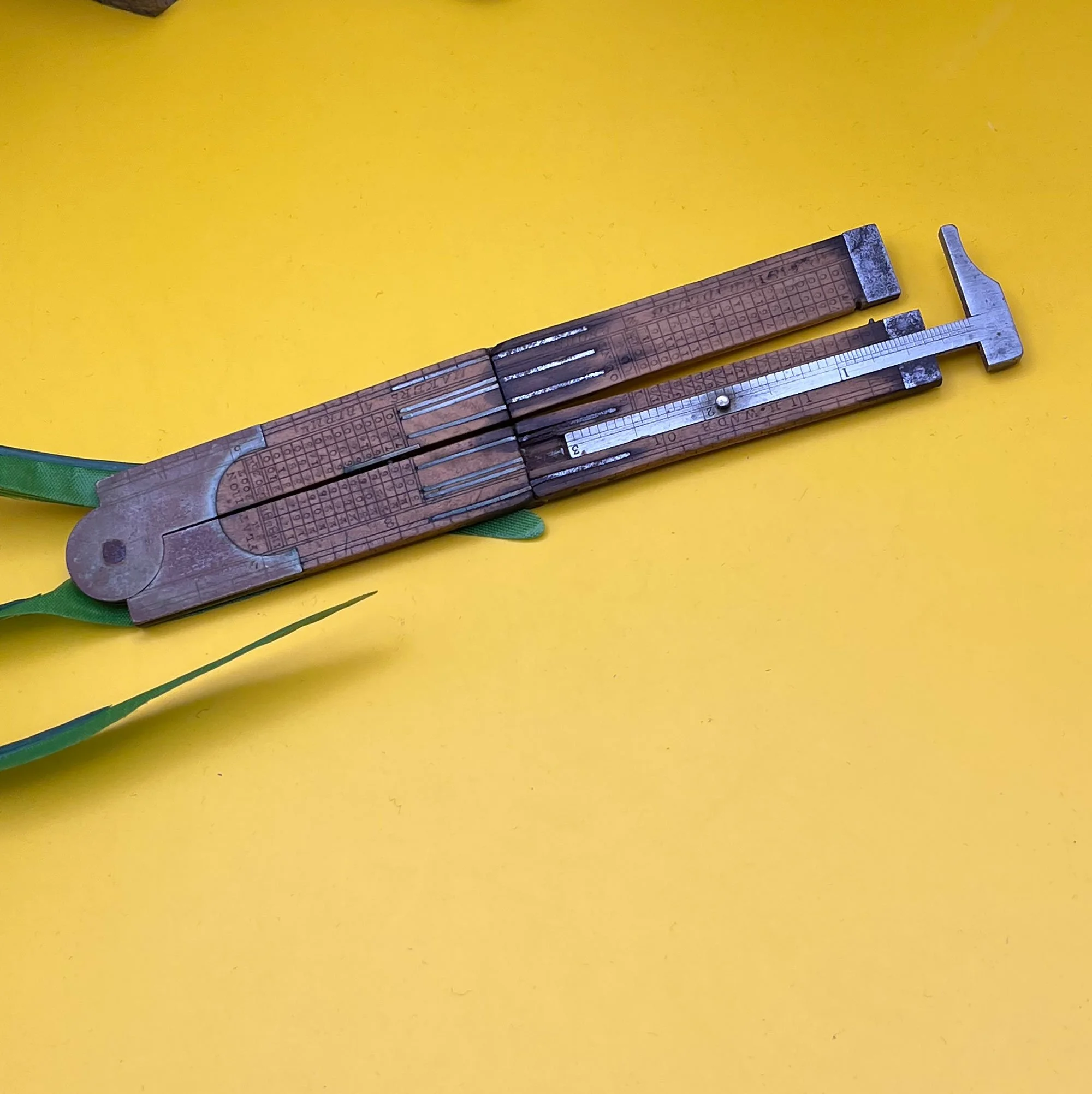 Vintage Caliper rule