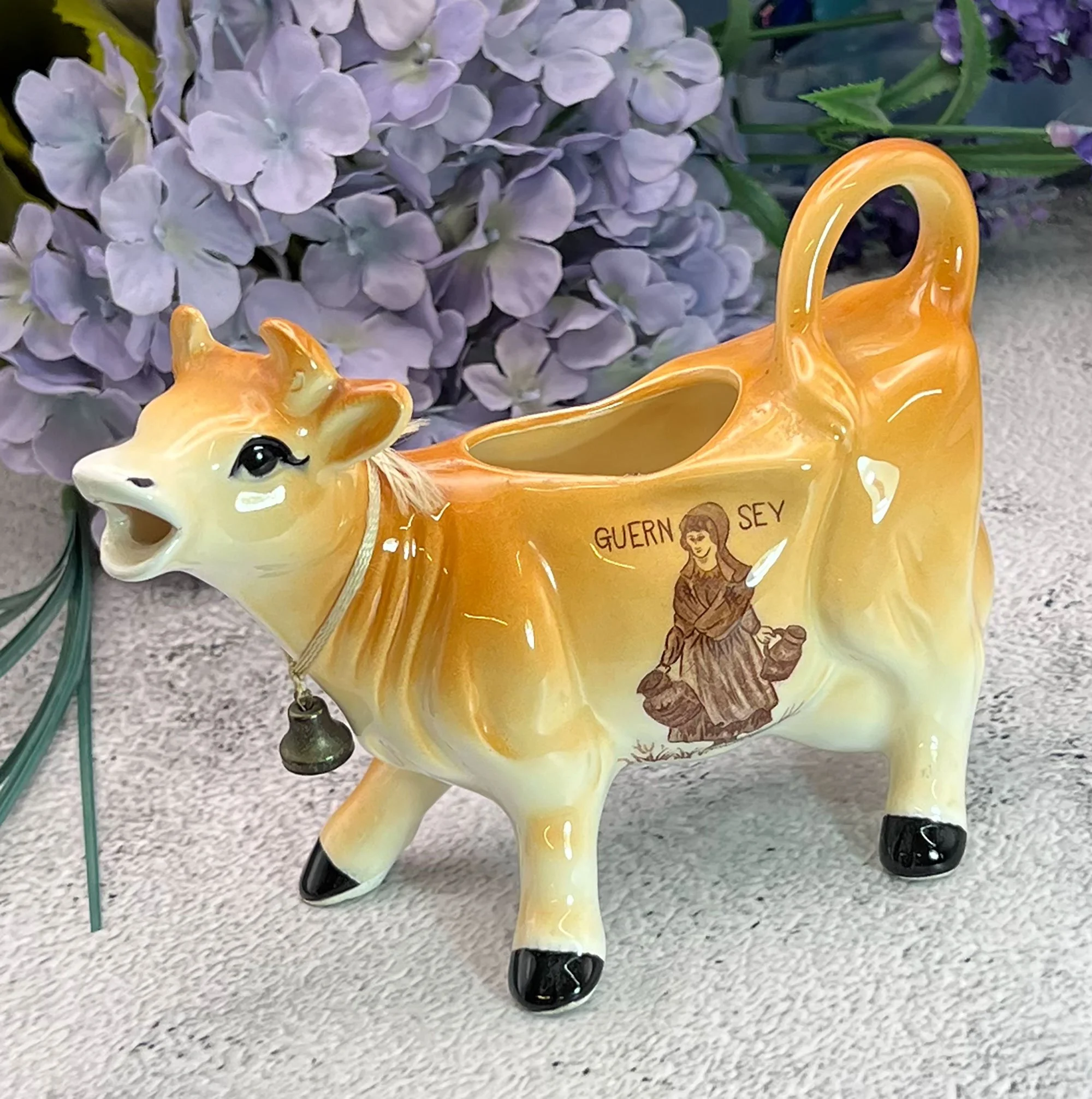 Guernsey cow creamer