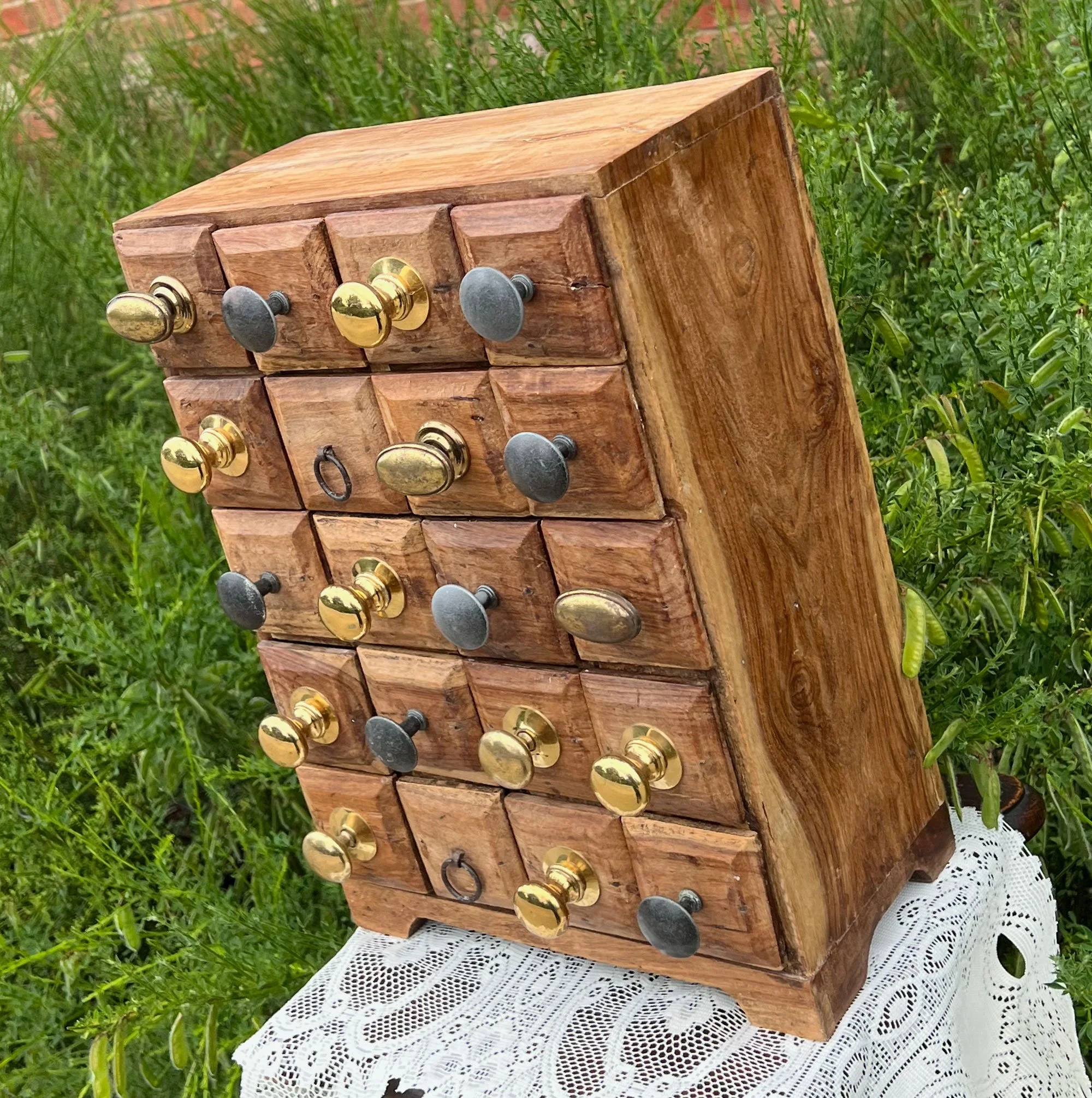 drawers2-pod69.jpg