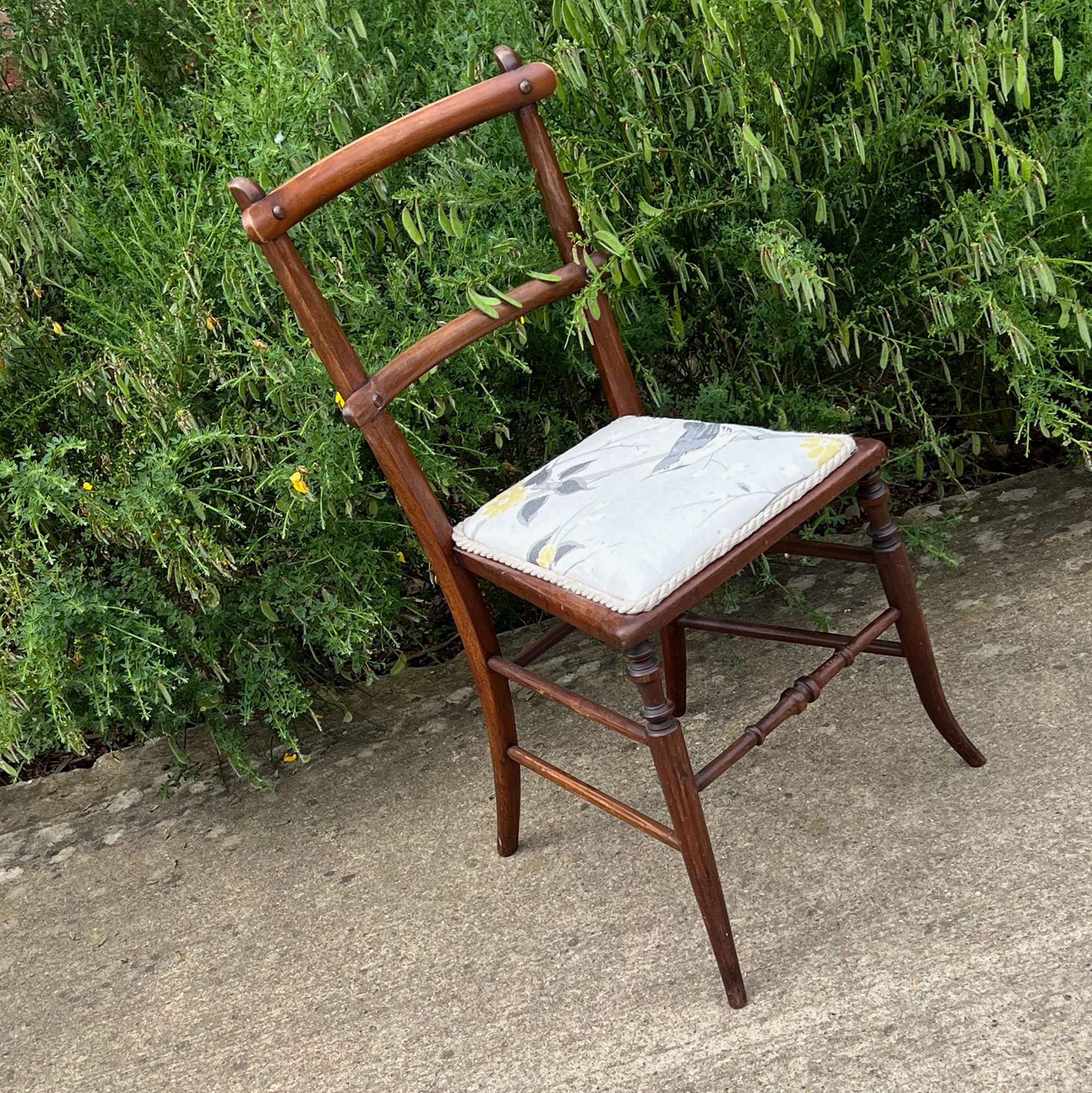 chair-pod69.jpg