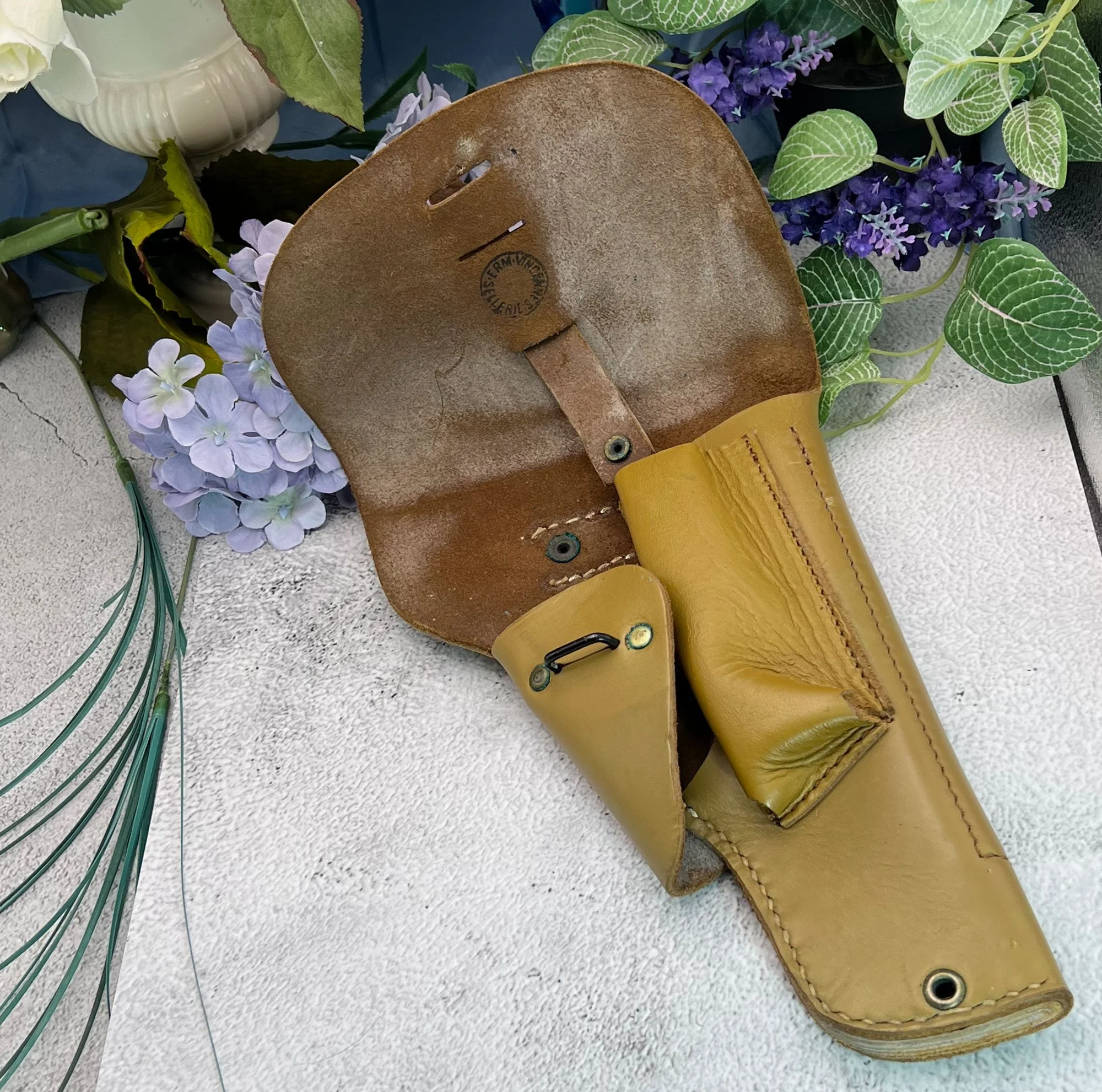 holster3-pod56.jpg