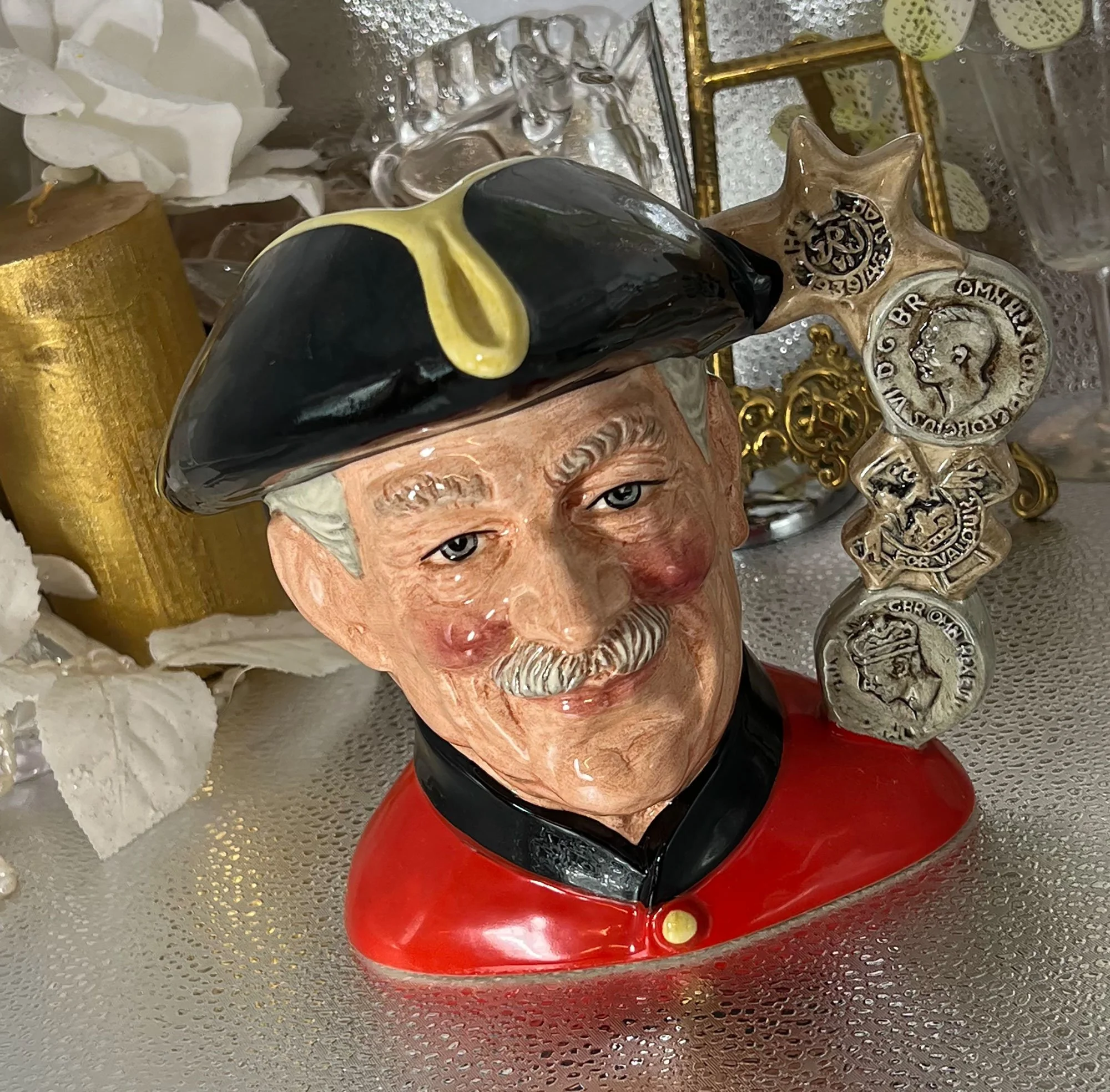 Royal Doulton Chelsea Pensioner toby jug