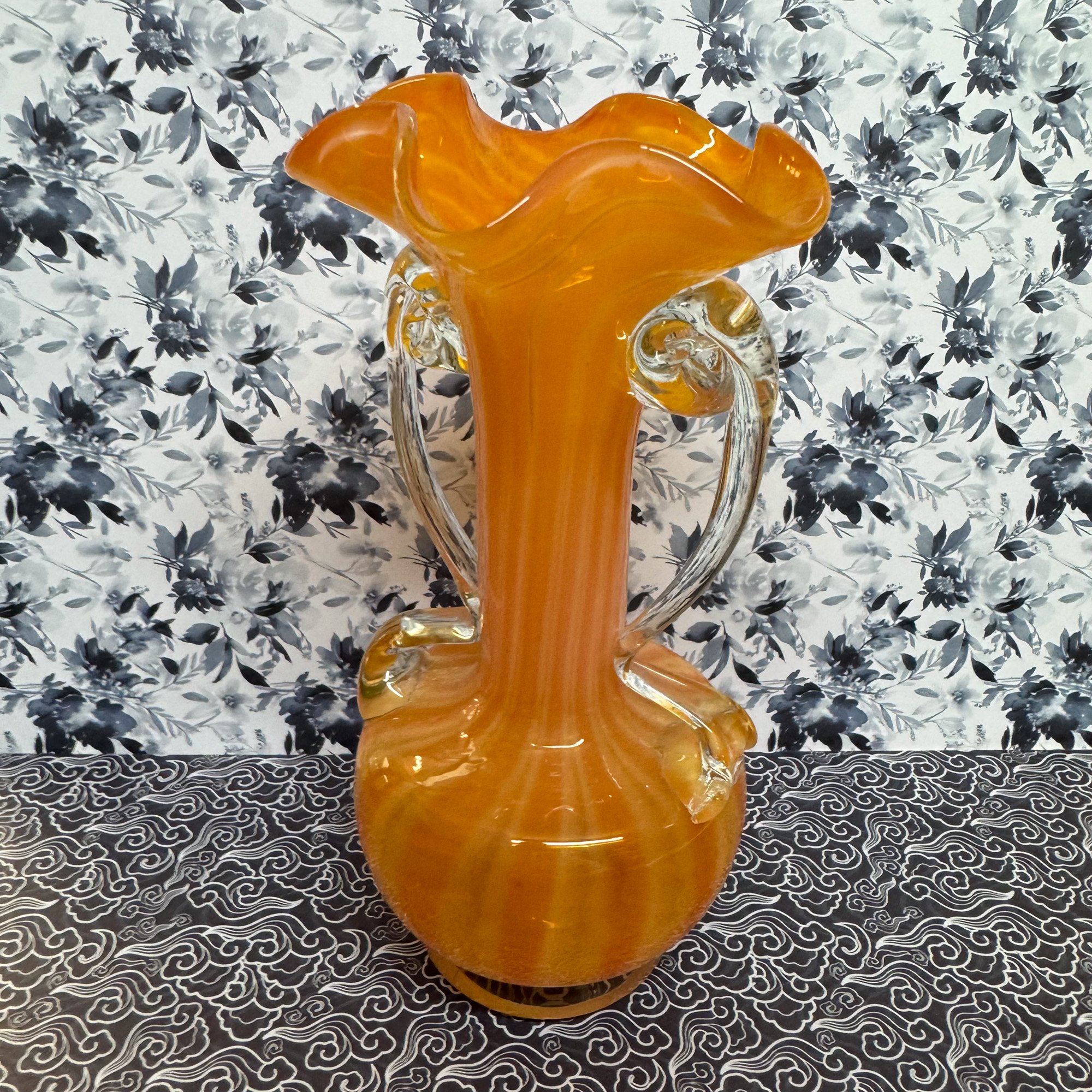 ORANGEVASE-POD85-2.jpg