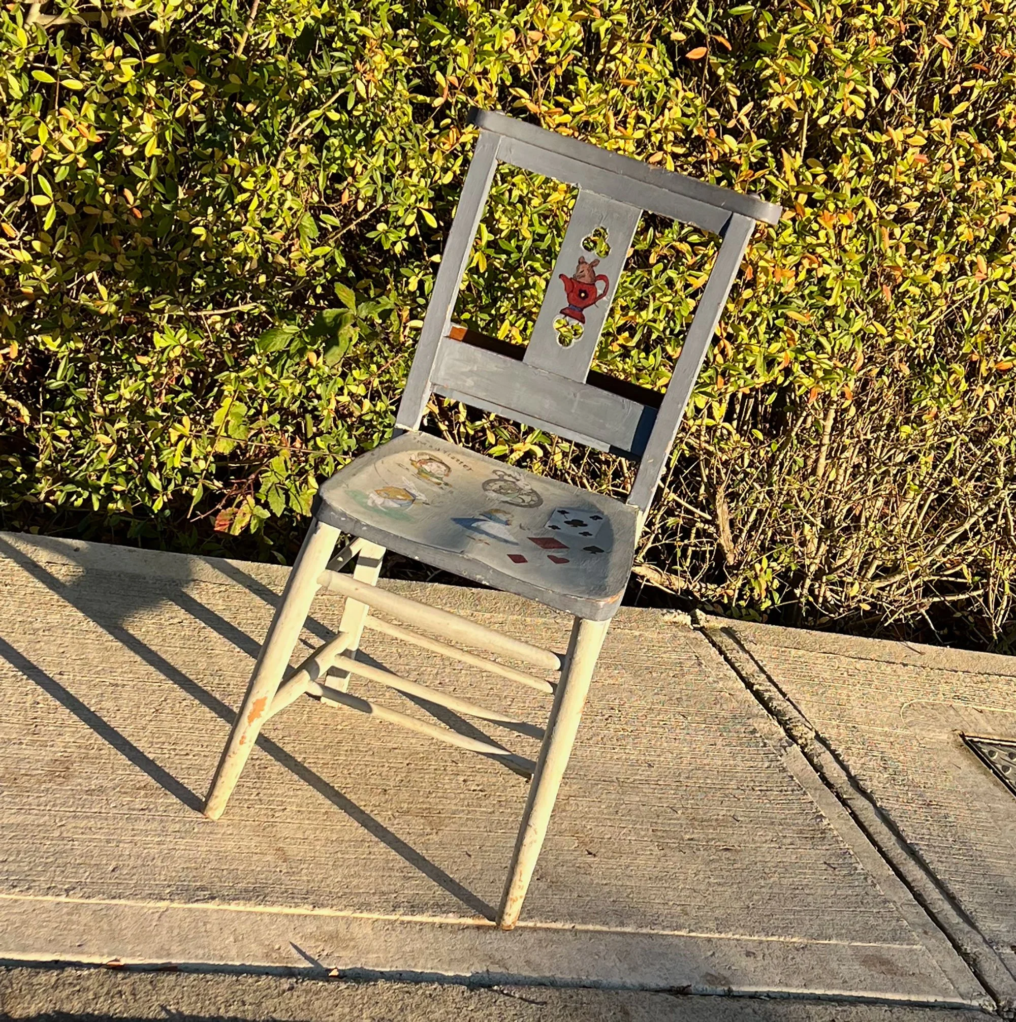 Chapel chair