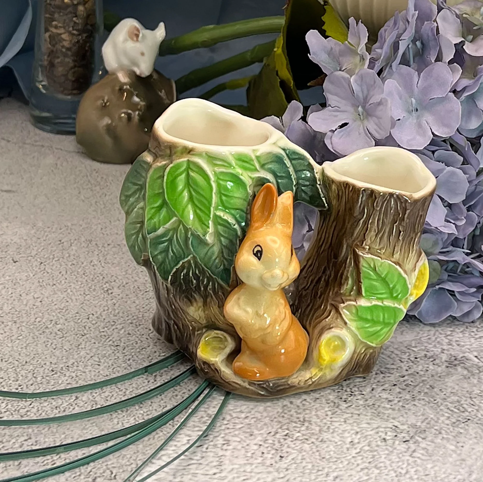 Hornsea posy vase
