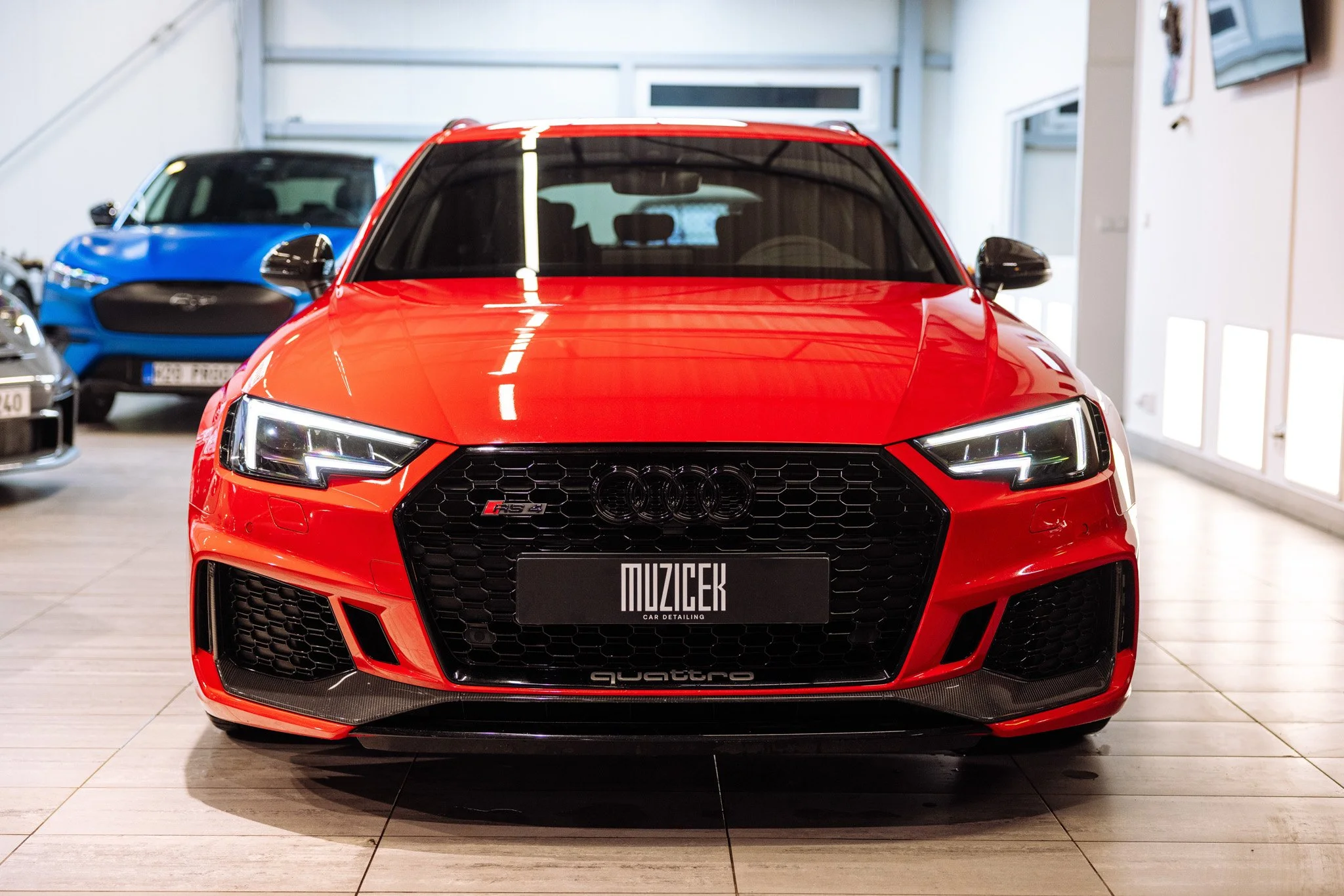 Muzicek_Audi RS4-4.jpg