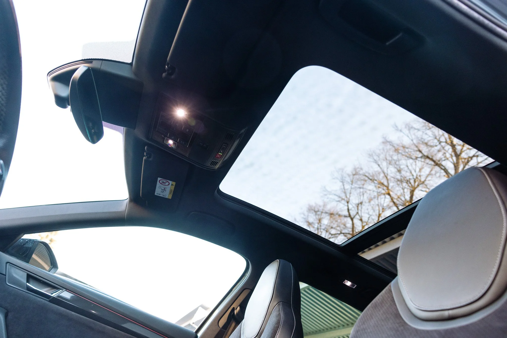 Muzicek_Superb 3-29.jpg