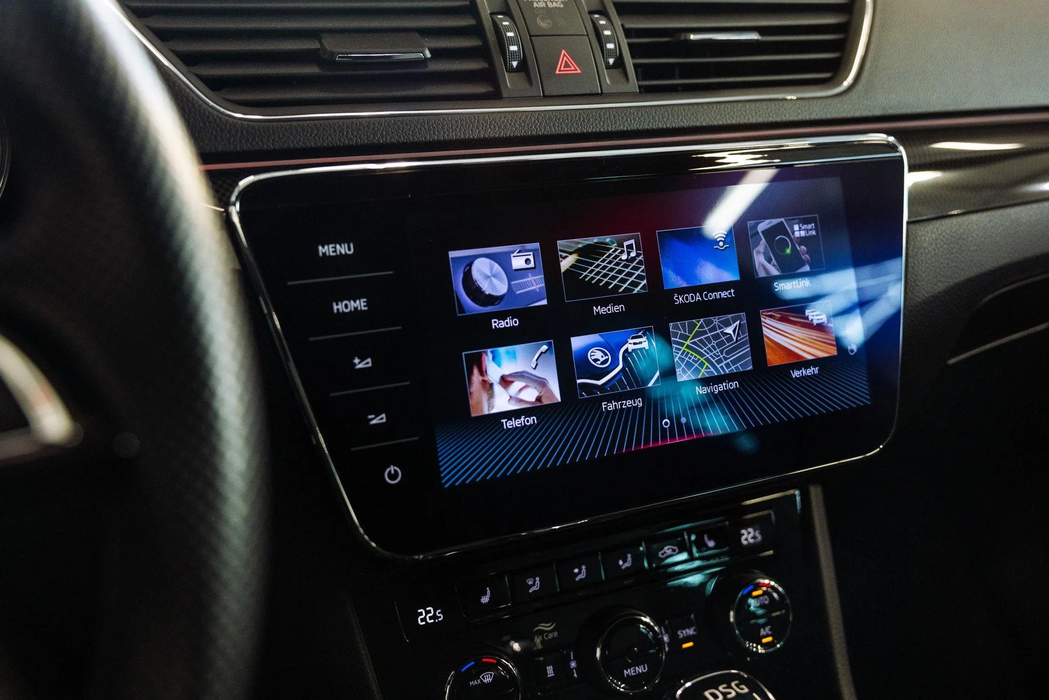 Muzicek_Superb 3-26.jpg