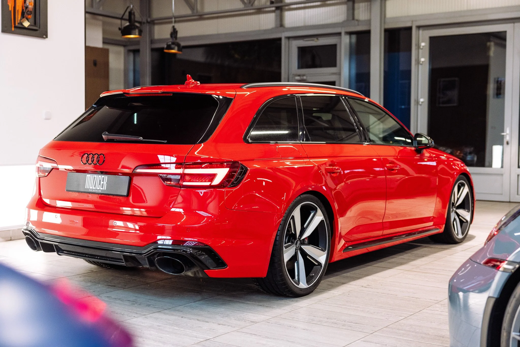 Muzicek_Audi RS4-8.jpg