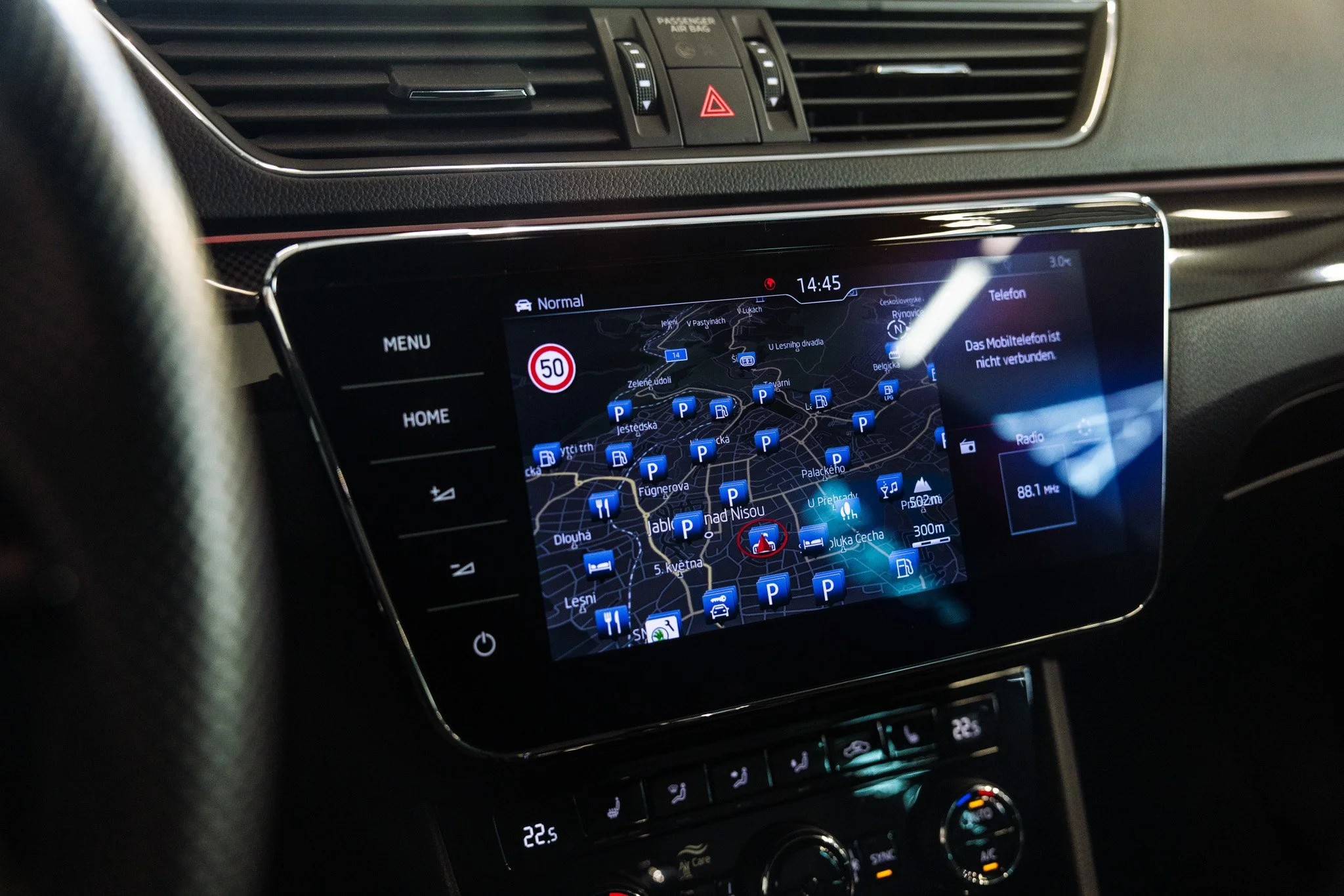 Muzicek_Superb 3-27.jpg