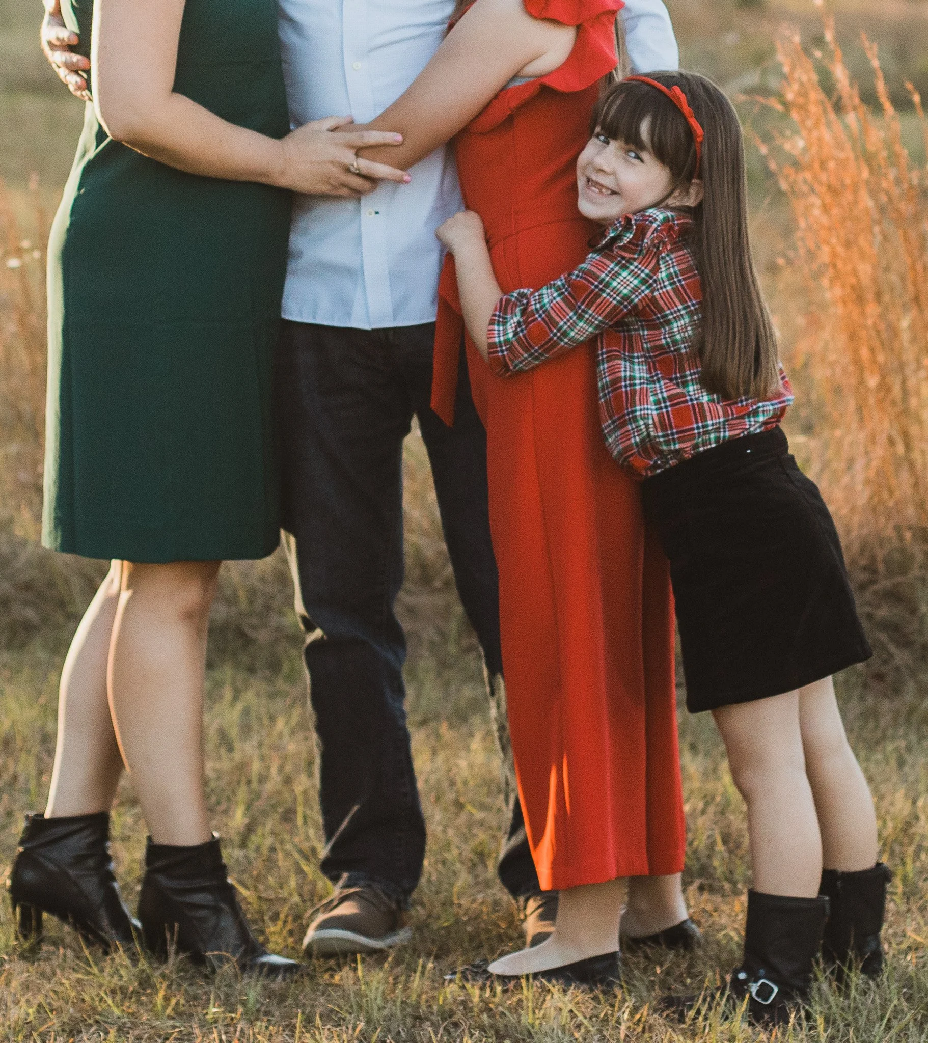 Family Hugs - Tallahassee Photographer