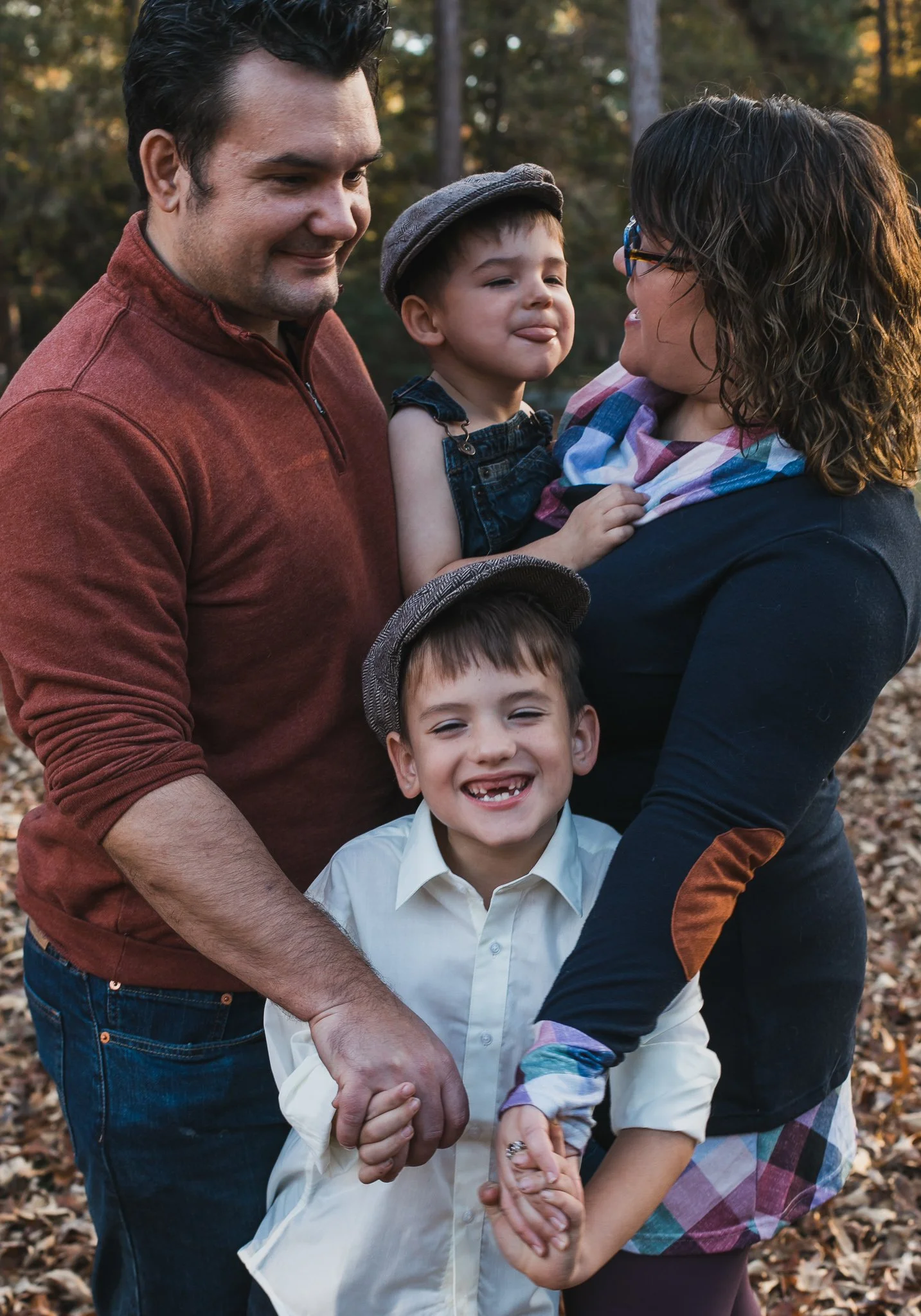 Fall Family Photos - silly family giggles