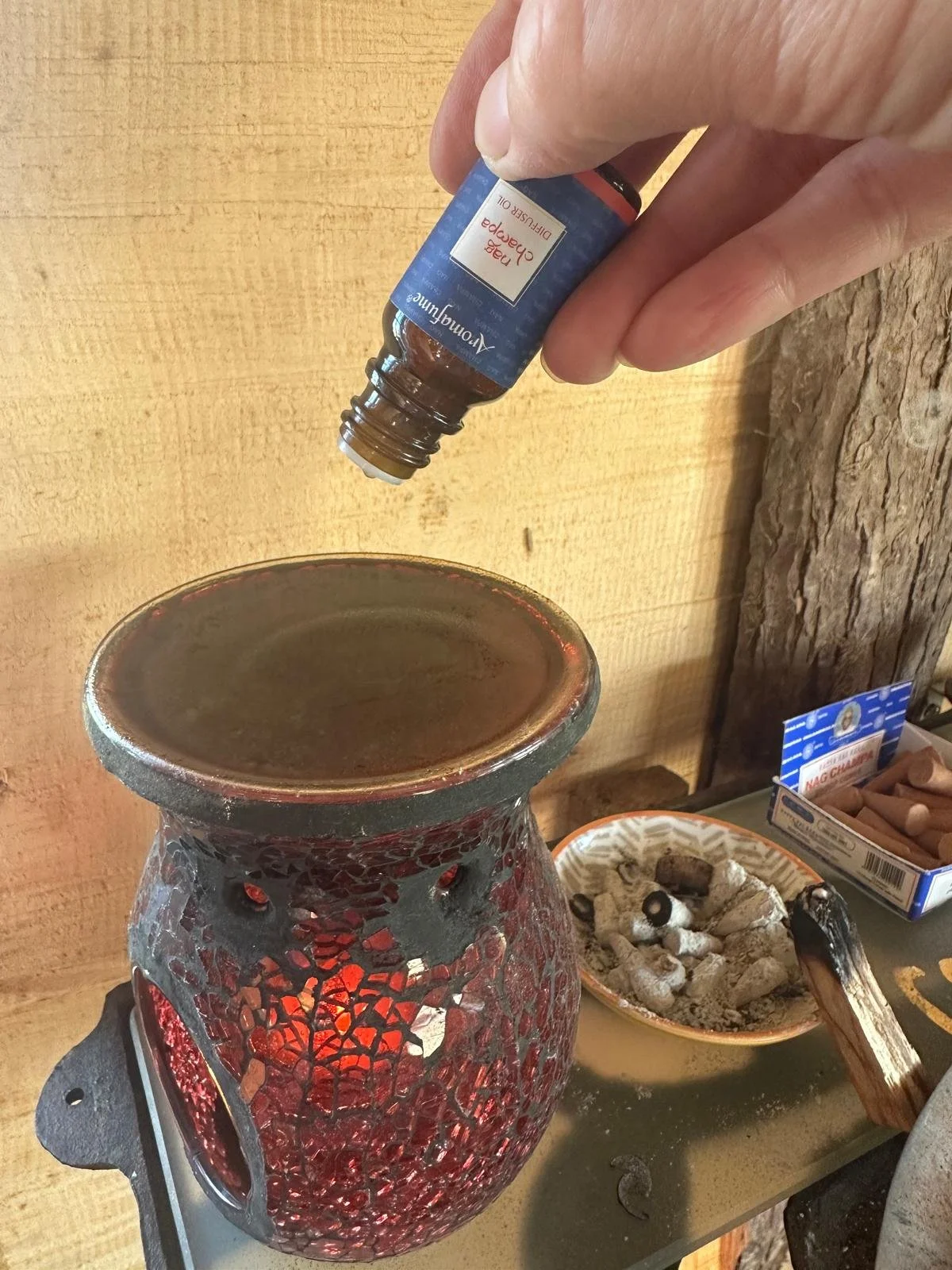 nag champa oil.2.jpg