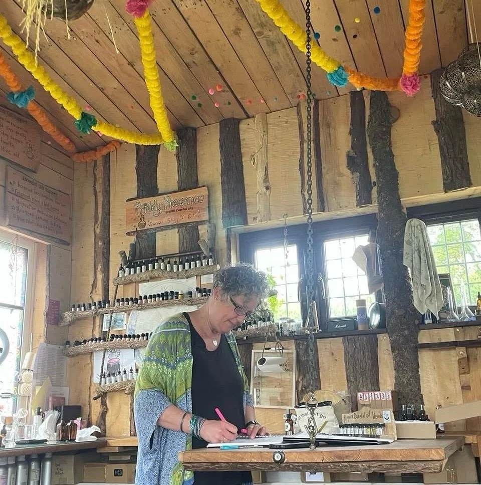“Aromatherapy and sensory tools used collaboratively during a Presence Session to support grounding and emotional ease.”