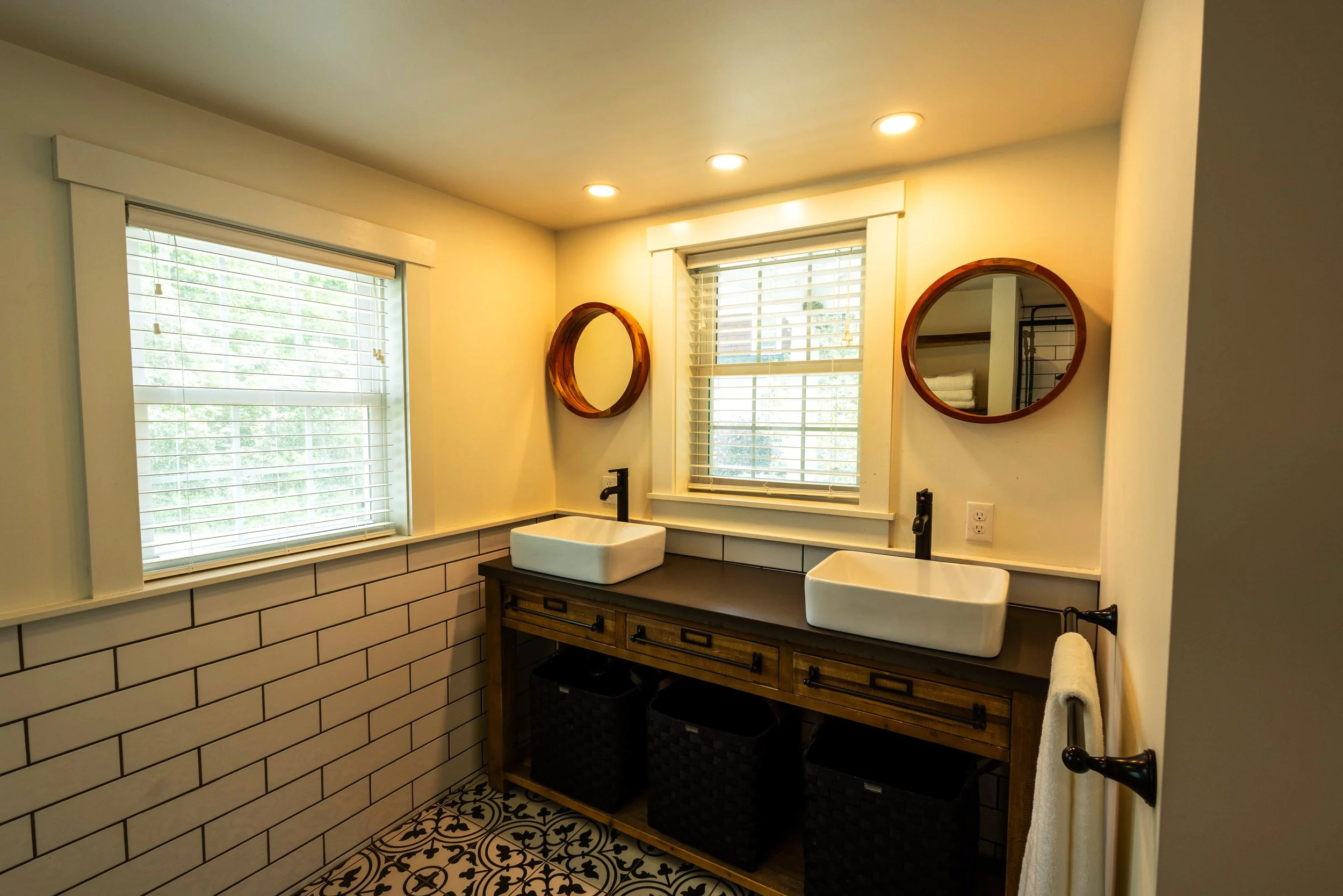 8 Sunset Lane HDR (42 of 72).jpg