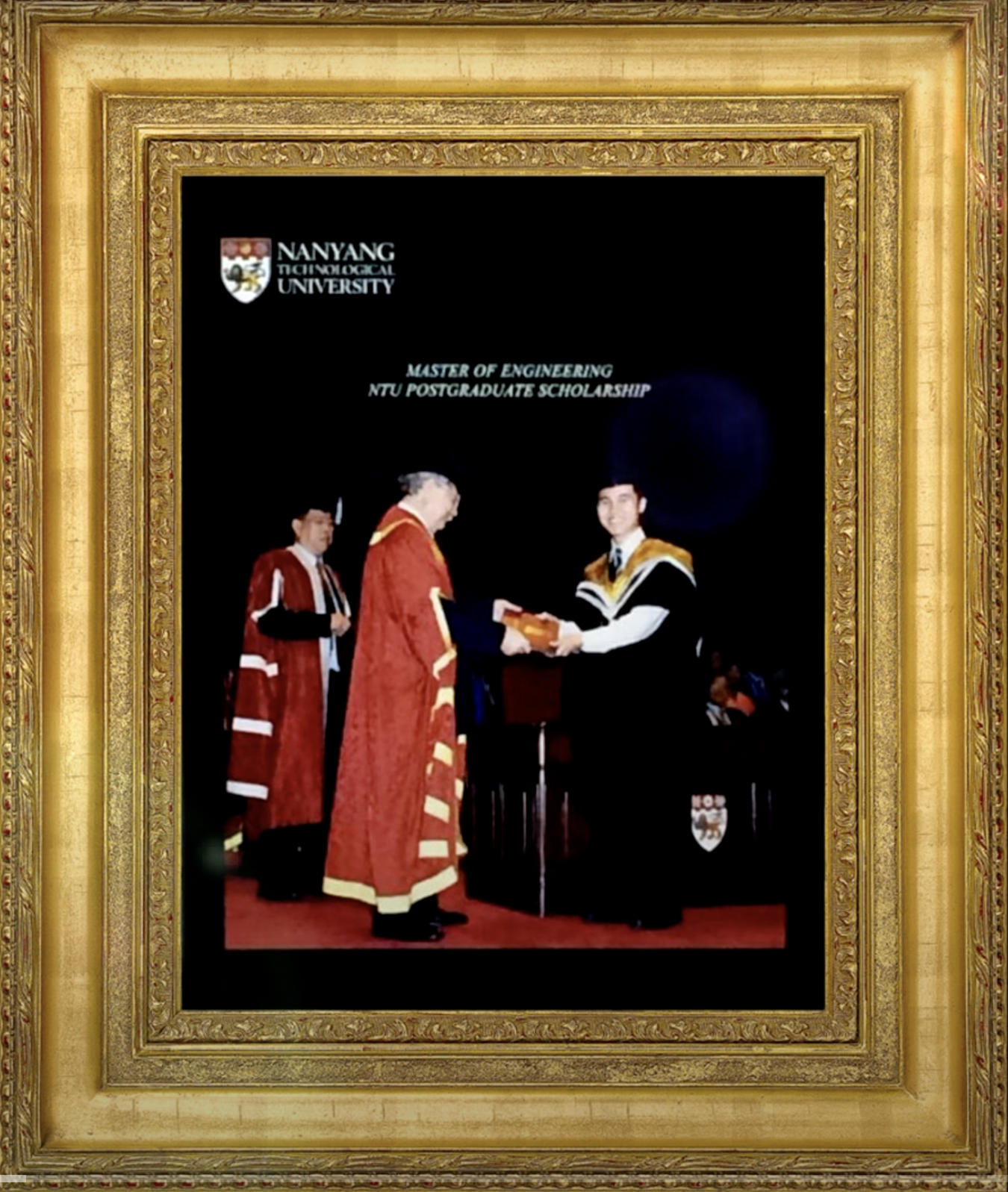 GRADUATION PHOTO OF SUPER TUTOR NELSON LEOW