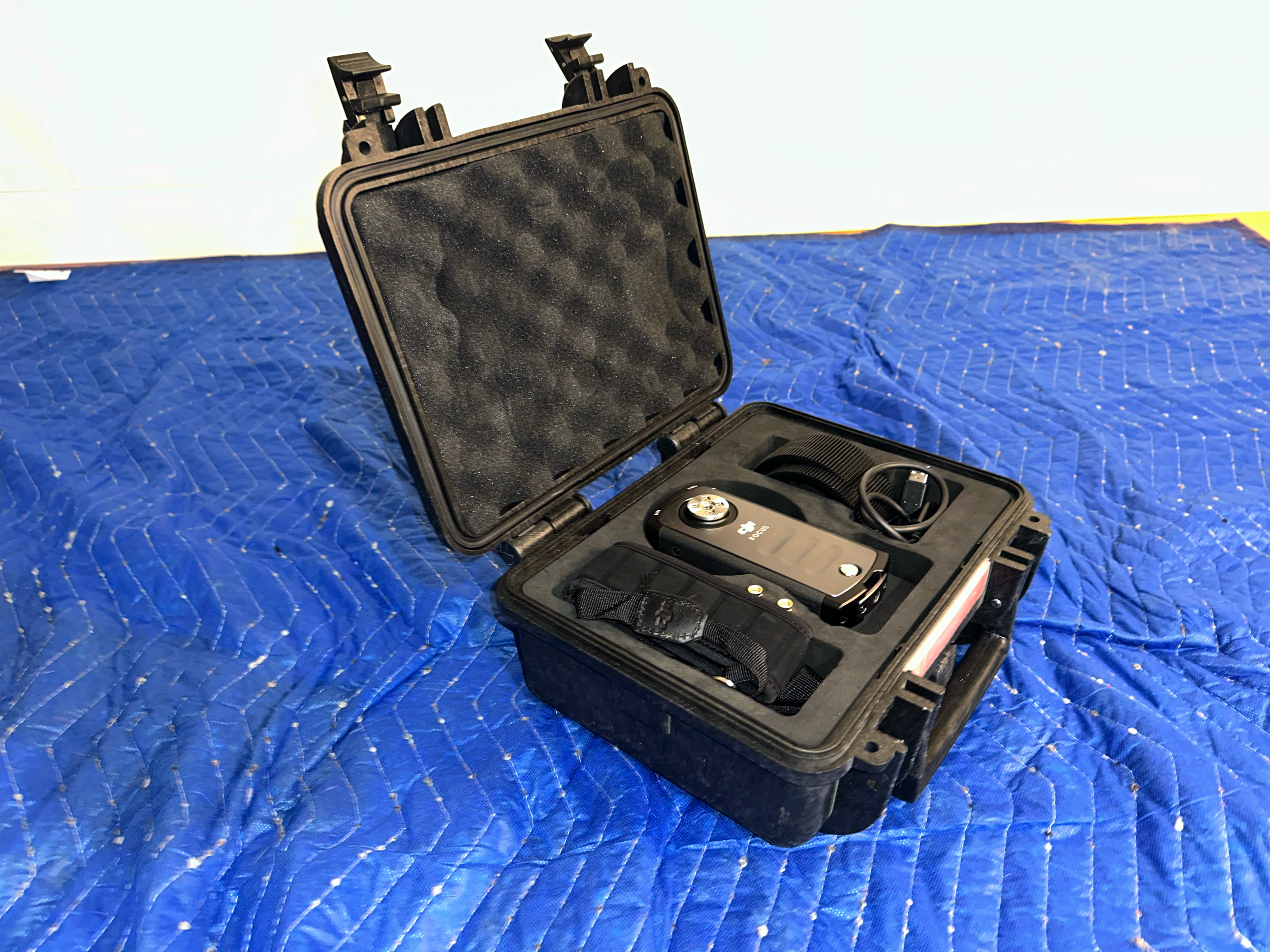 DJI Ronin M Grip + DJI Focus Wireless Follow Focus System w/ Hard Case
$750 (as part of DJI Ronin-M Stabilizer Package)