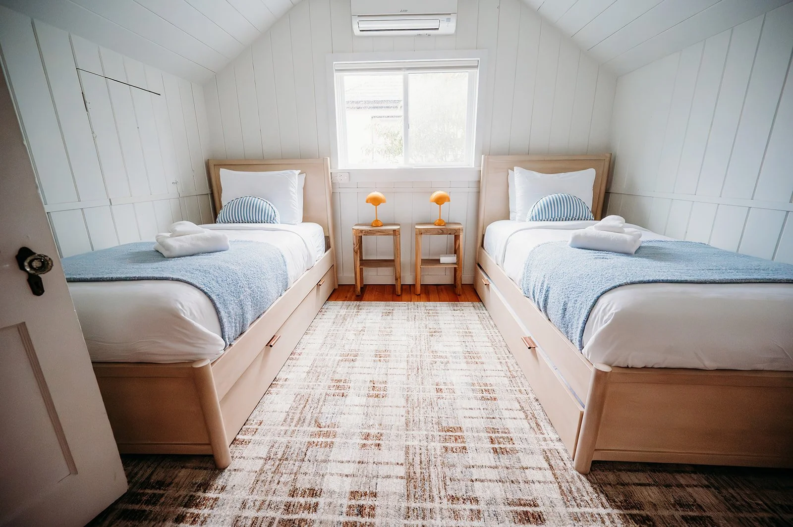 7542 19th ave NE-29.jpg