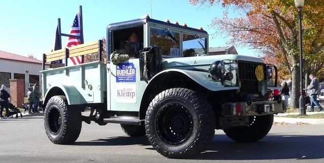 LV Veterans Day parade.jpg