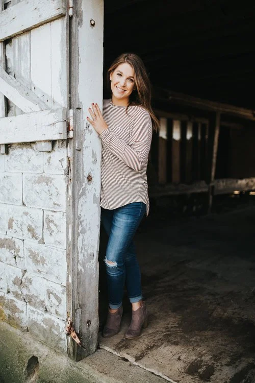 Episode 9 // Emma Hicks of Iowa Gathering, Main + Second, Camp Climb, and Small Town, Big Pick