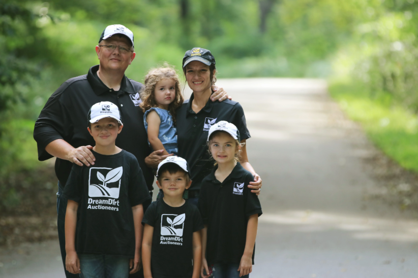 Episode 74 // Jason and Nicole Smith of DreamDirt