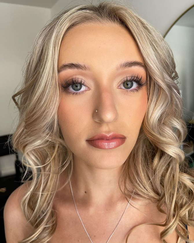 Soft glam service for Angelina's prom!