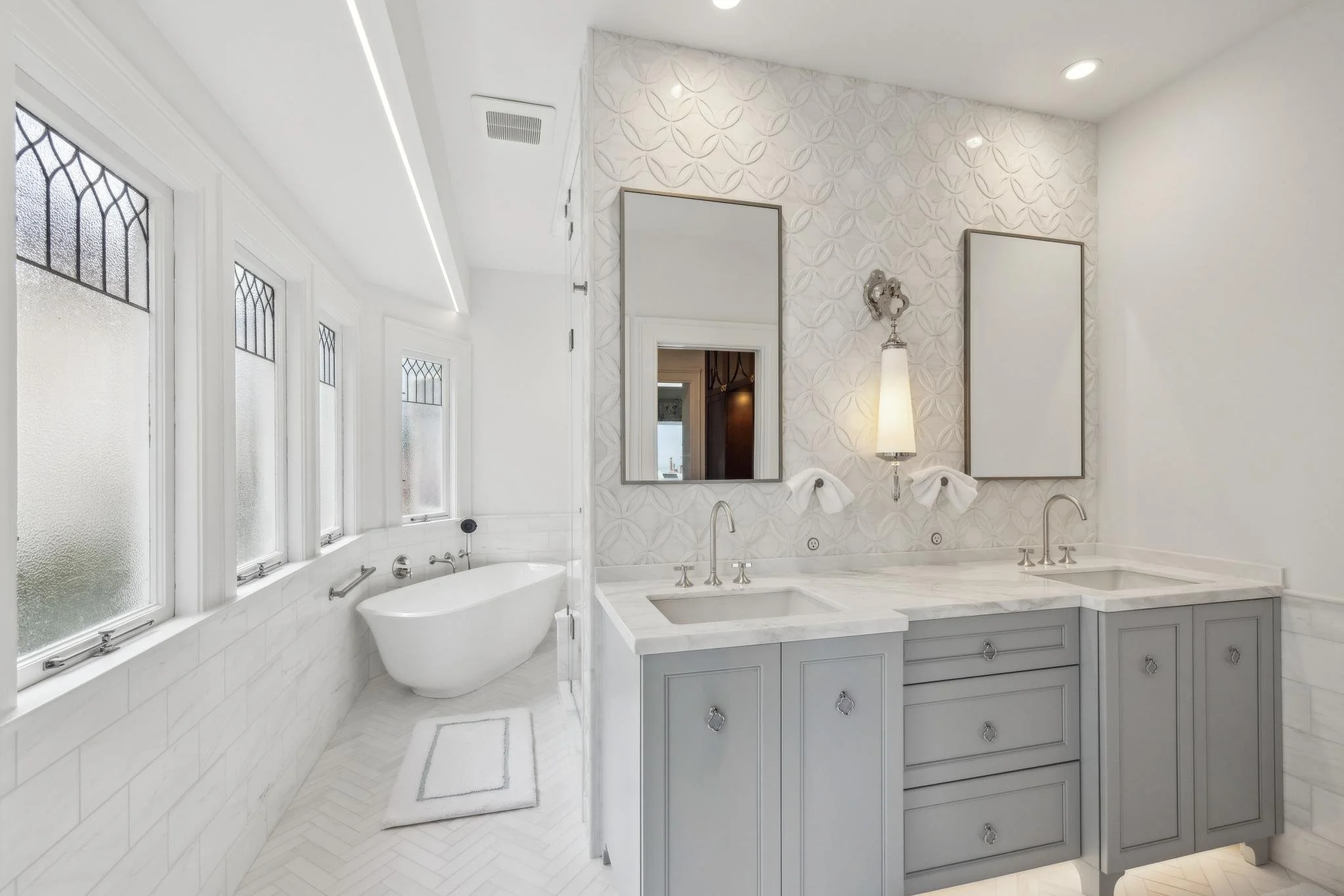  Traditional Bathroom #6 | Cow Hollow- bright, serene, and quietly luxurious 
  Centoni Restoration + Development  Contractor | Open Homes Photography 