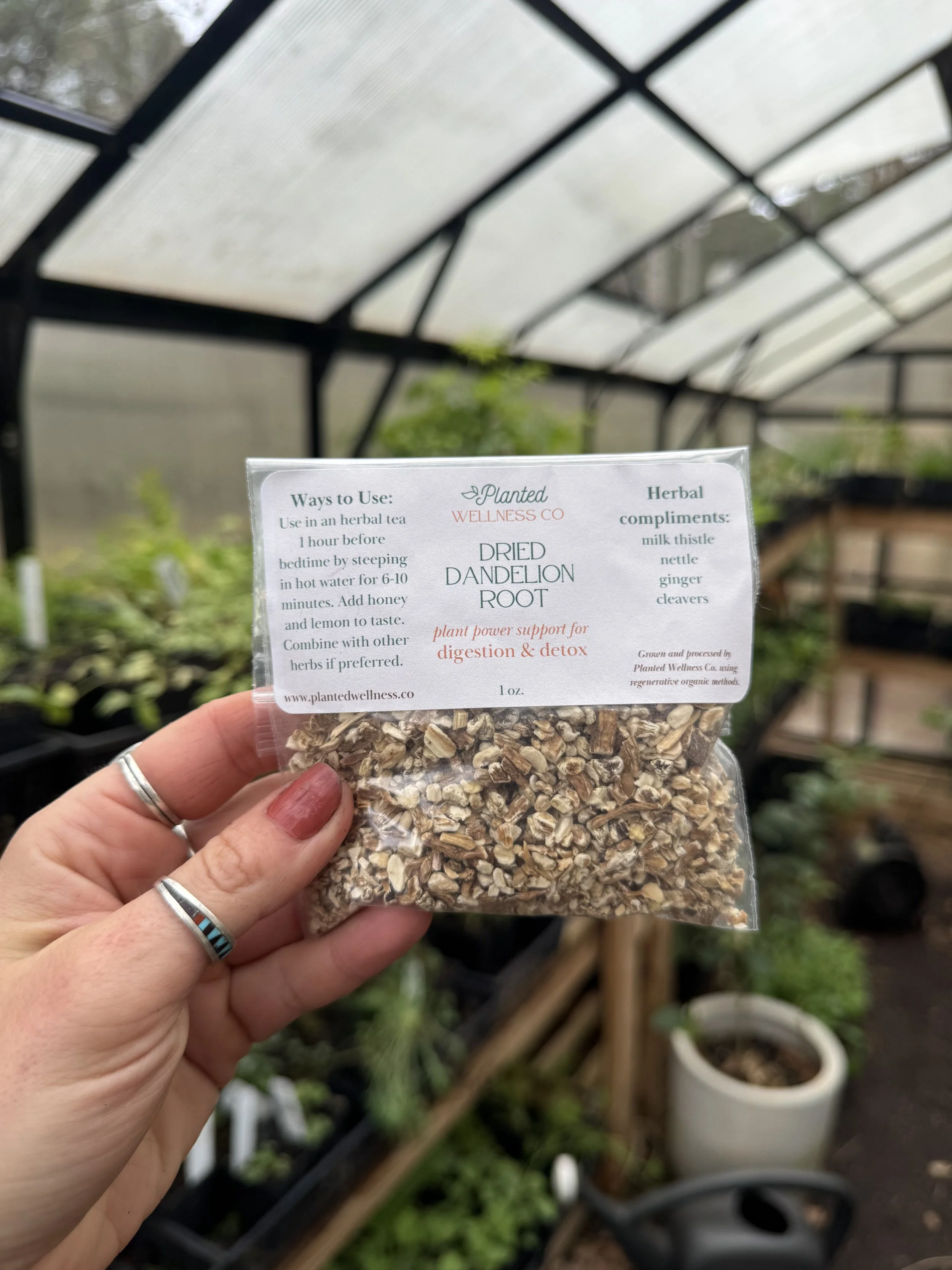 dried-dandelion-root