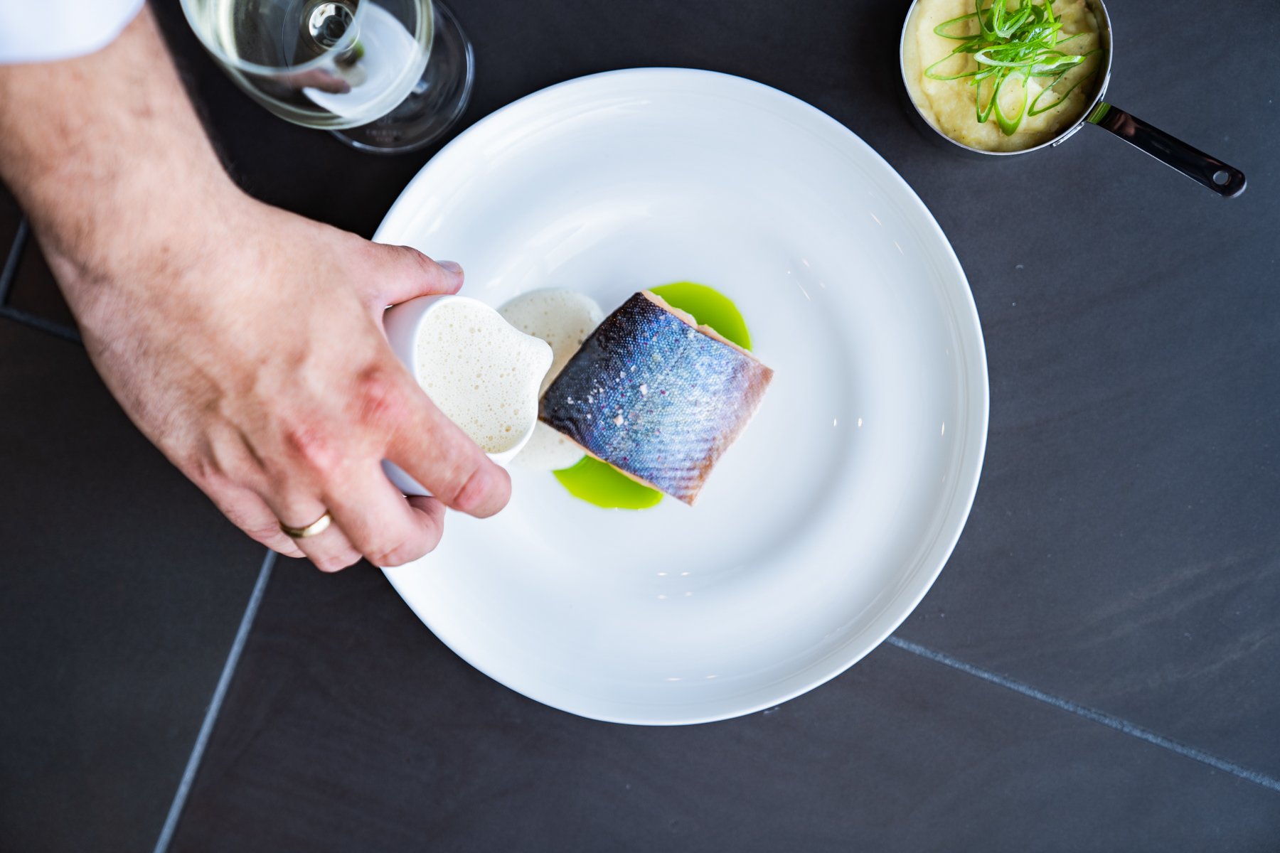 Gourmetgericht fotografiert für Feinkost Käfer in Frankfurt – kreative Food Fotografie für Gastronomie und Marken