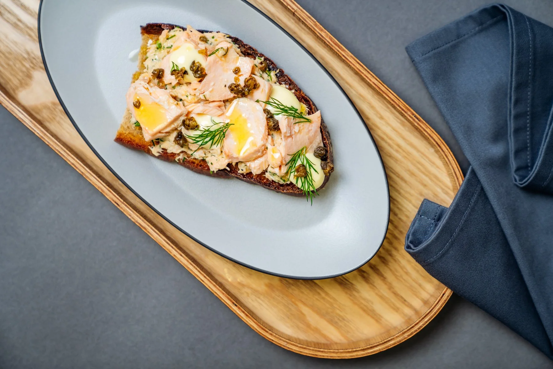Astrid Roussel Food Fotografie – exklusives Gericht fotografiert für Feinkost Käfer in Frankfurt