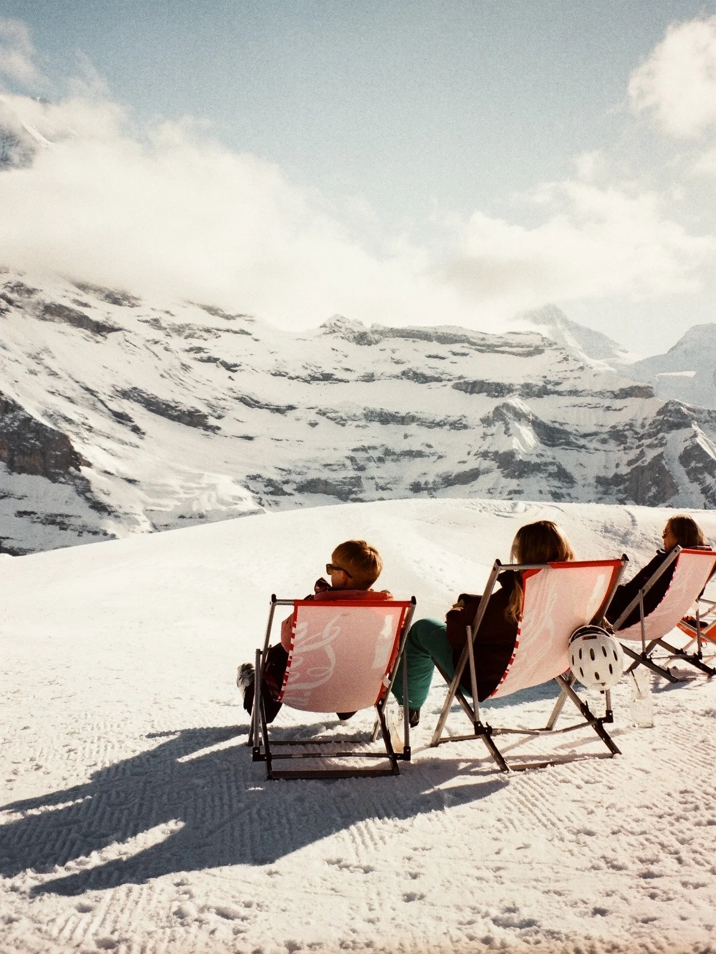 Straight outta the alpine archives 🤍

#onfilm