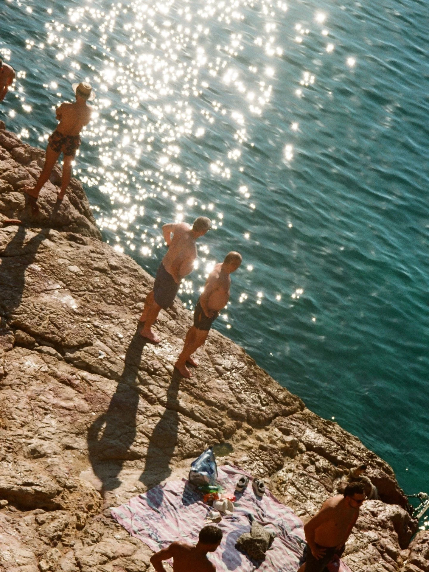 That Mediterranean sparkle ✨ 

#onfilm #35mm #filmphotography