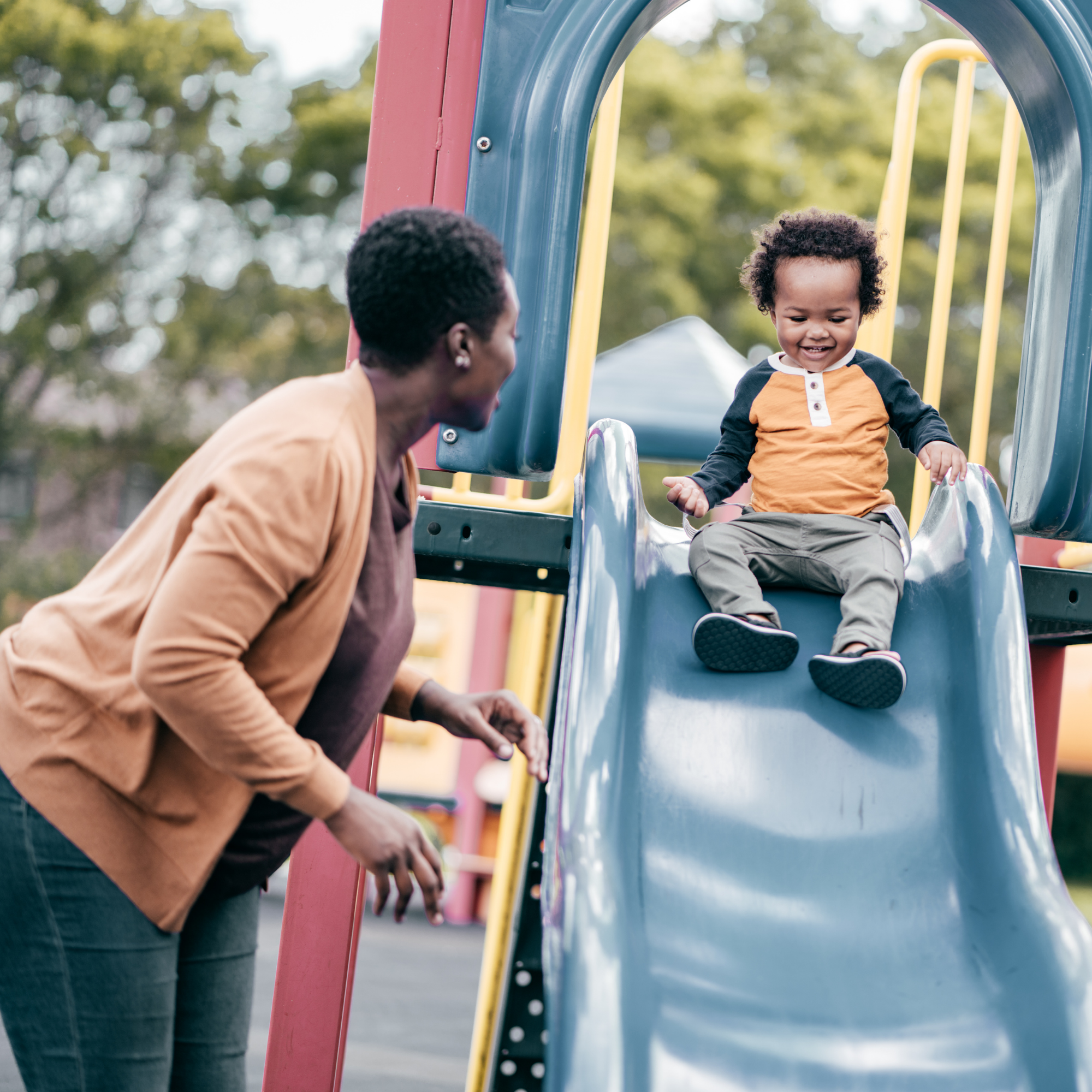 walnut creek mom playing with her son at a walnut creek playground