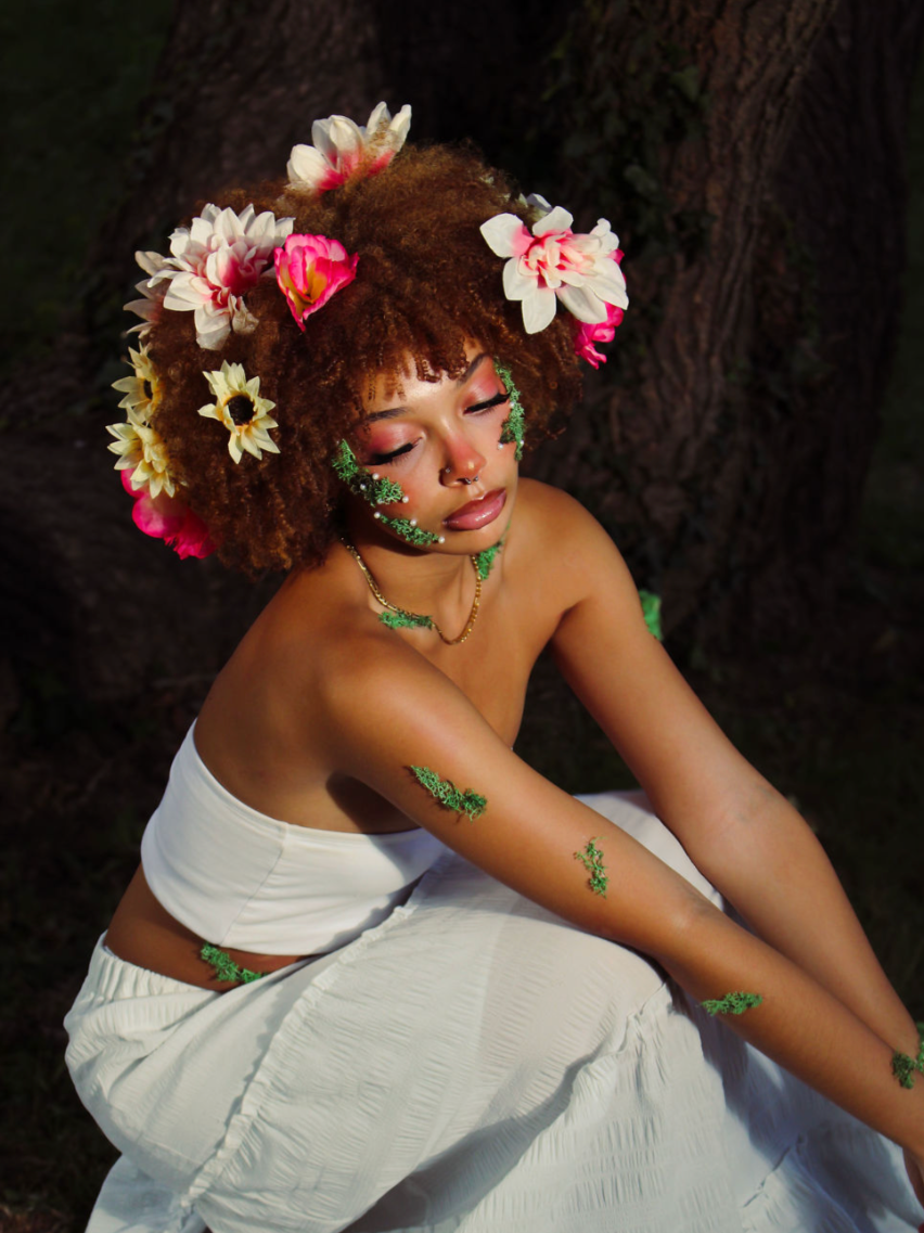 LAYLA REEVES, PAULY PIÑA: FULLY IN BLOOM (OCTOBER 2025)