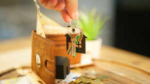 Can You Use a Gift for Your Down Payment in Seattle? What Lenders Actually Require