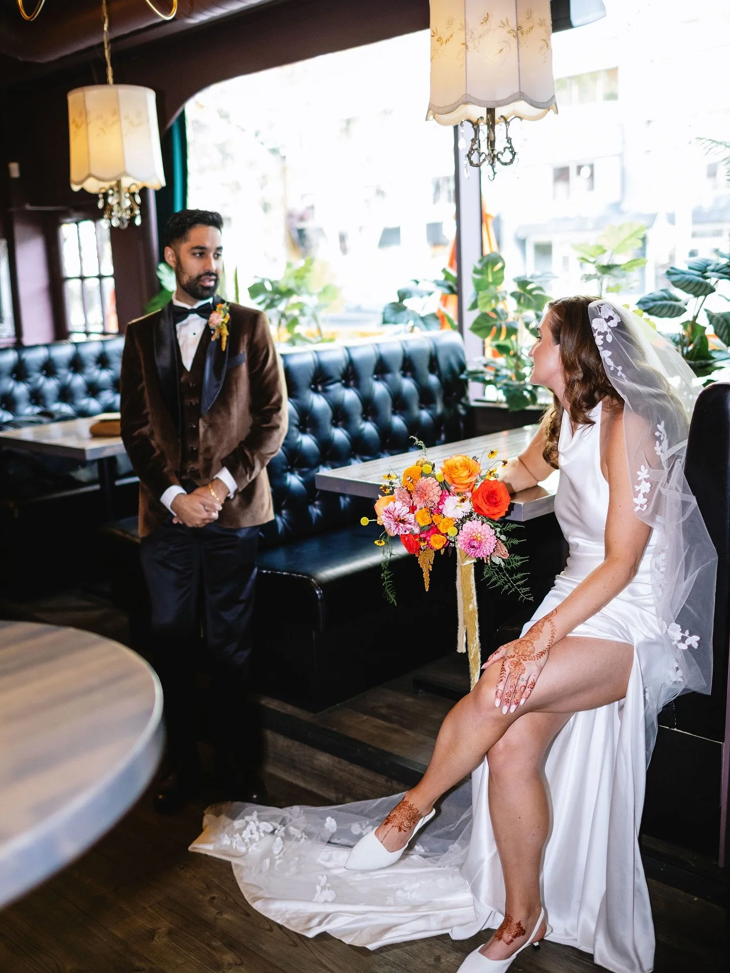everyone STOP what you&rsquo;re DOING and wish Michele + CK a HAPPY ANNIVERSARY!! ❤️&zwj;🔥

These two came to me with an incredible colour palette and a super fun retro, disco theme and set me loose from there 🪩✨

their ceremony was in the beautifu