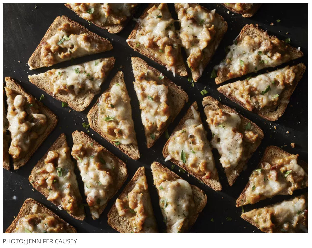 Cheesy Sausage Cocktail Toasts