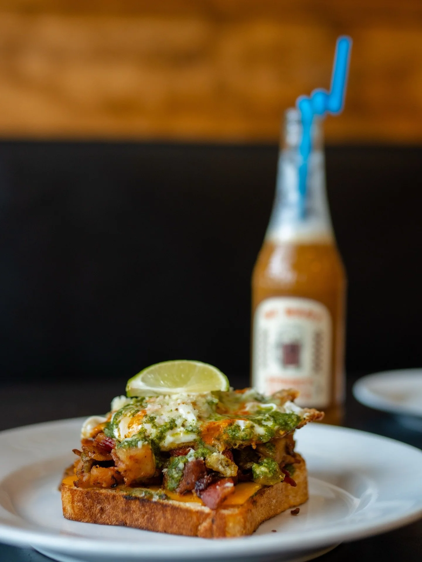 The Diner King is stepping off his sourdough throne in seven days.

Last week to snag this fully loaded, cheese dripping, egg popping masterpiece. 🔥👑

Come get blessed. 🙌