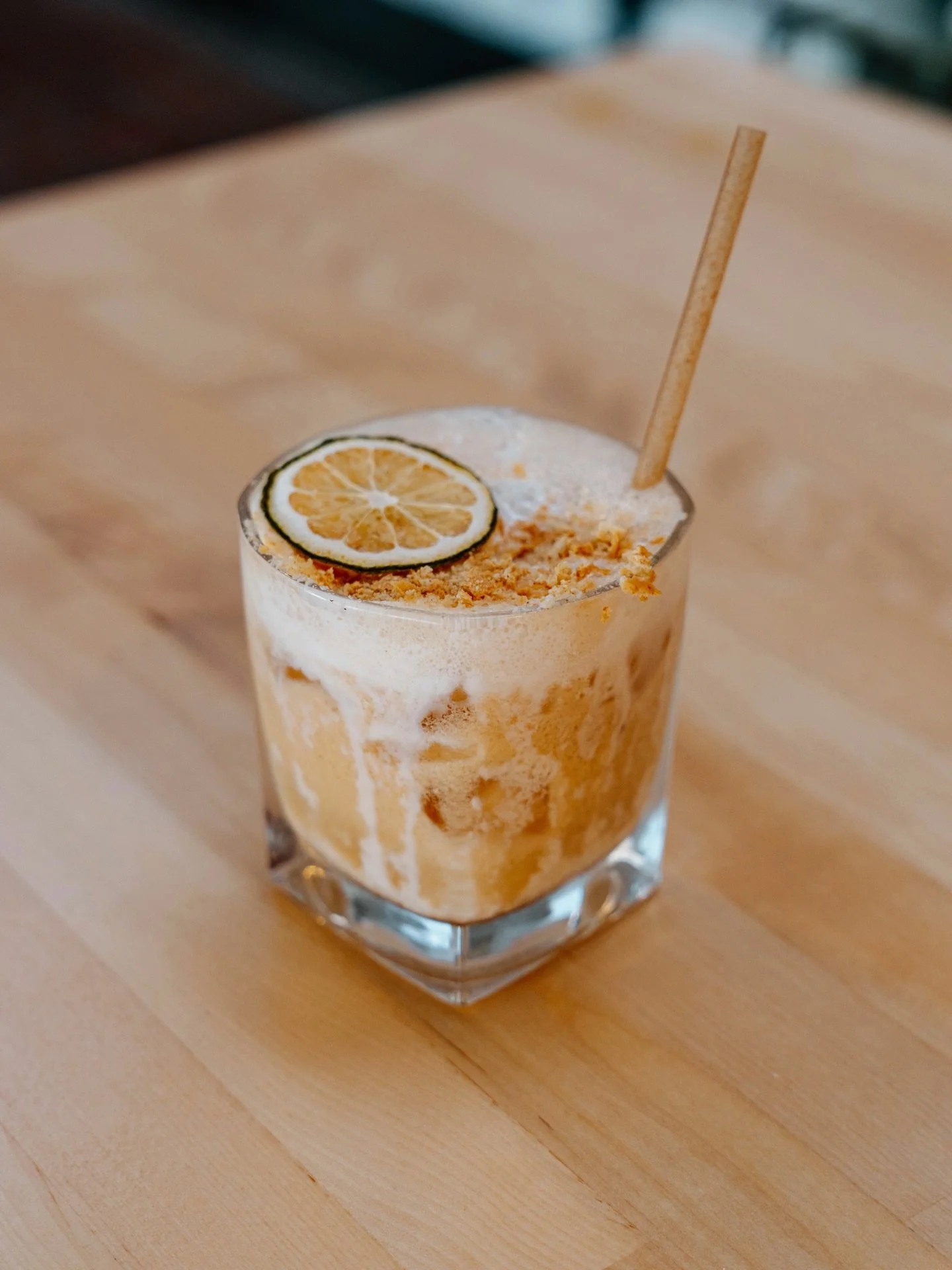 Meet Key Lime to the Streets 🍋&zwj;🟩

Earl grey got a glow up&hellip; shaken with coconut milk, fresh lime, cinnamon, topped with vanilla cream + a buttery graham finish like it knows it&rsquo;s that drink. 🤏🤏🤏

It&rsquo;s seasonal so grab it wh