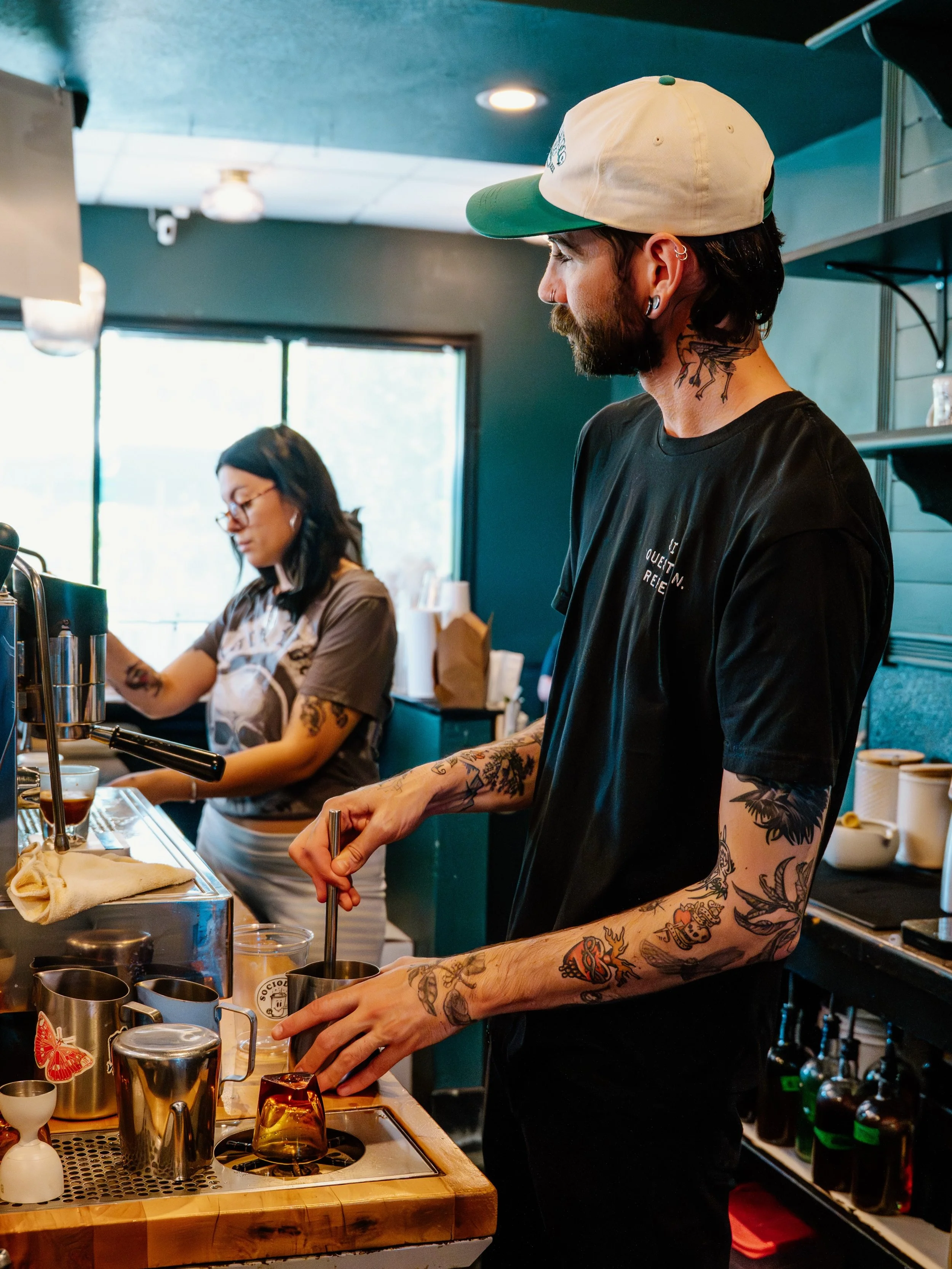 Some people thrive in boardrooms.
We thrive behind the bar. ☕️🔥

Crafting new drinks, dialing in the details, making your usual exactly how you like it. The rush of the morning line, the sound of steaming milk, espresso pulling, music up.

This is o