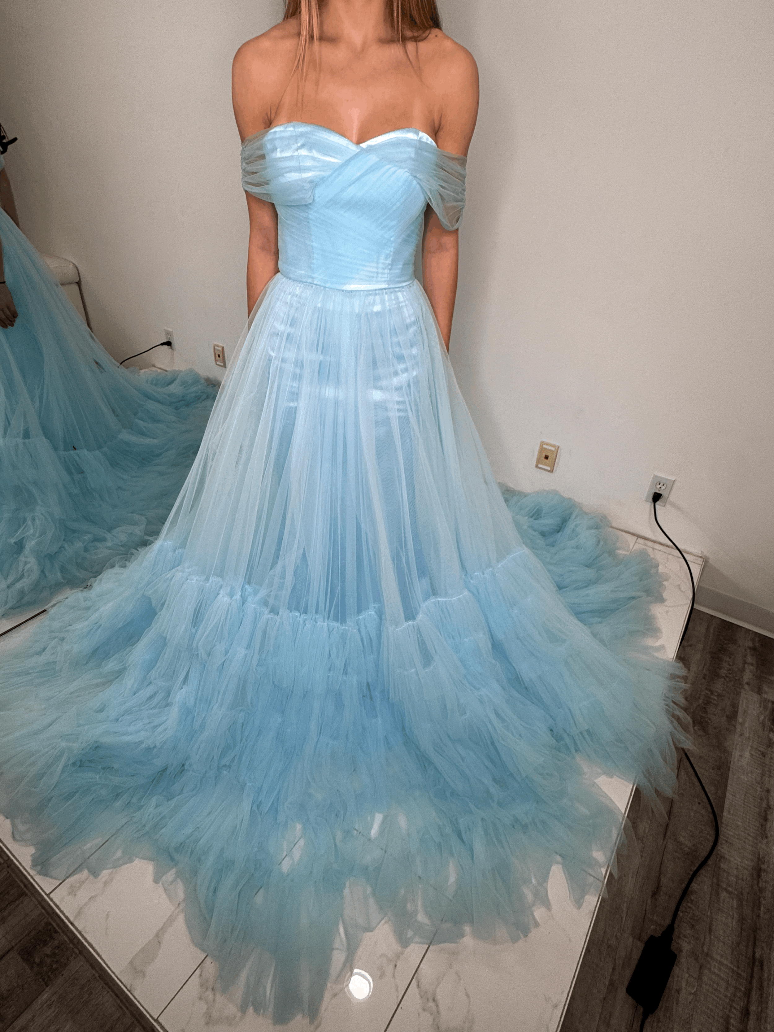 JOVANI 37608