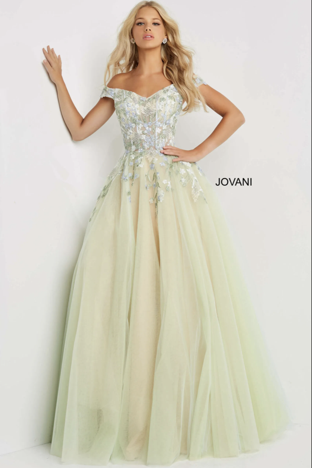 JOVANI 06794