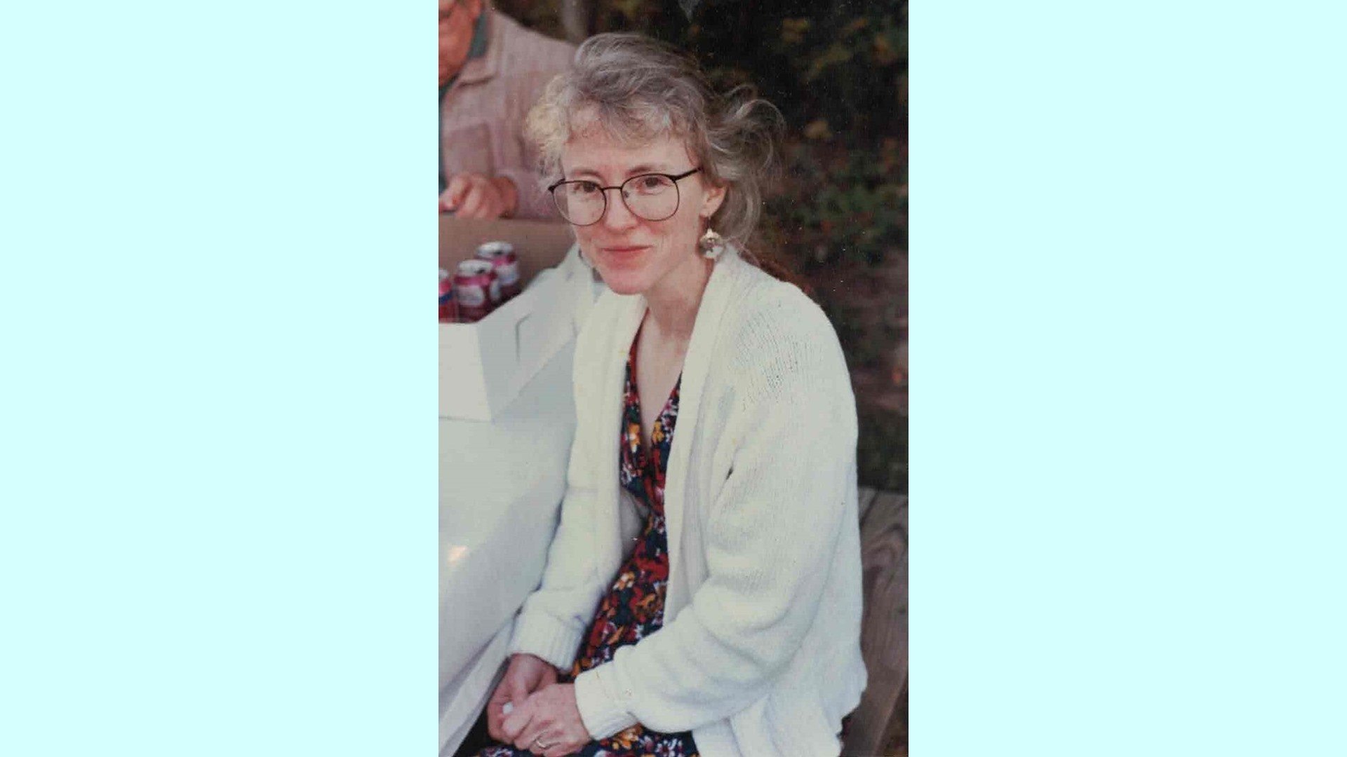 1998-At Jaye's luau.jpg